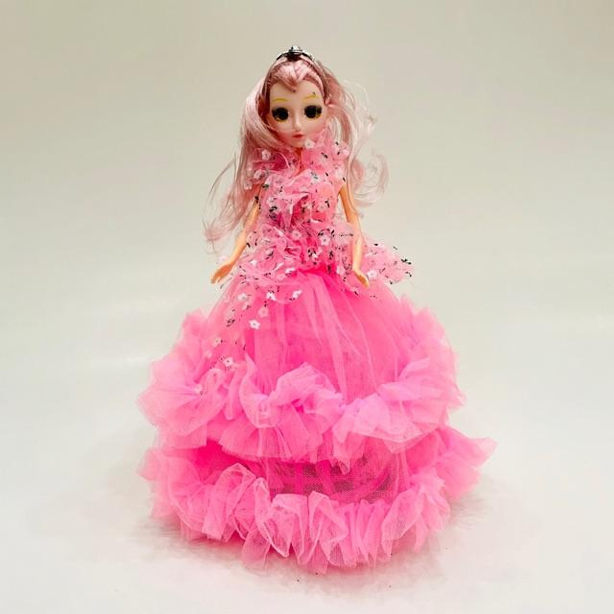 Ngắm sao với hình ảnh búp bê Barbie