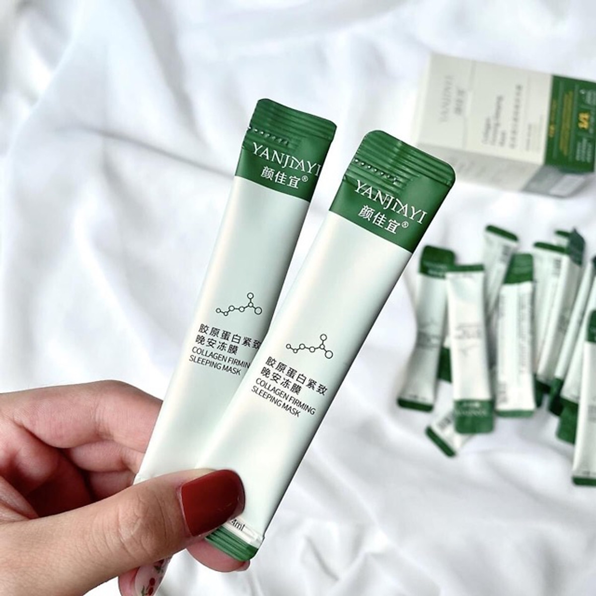 Mặt nạ ngủ dạng thạch Collagen nâng cơ chính hãng YANJIAYI (Hộp 20 gói)