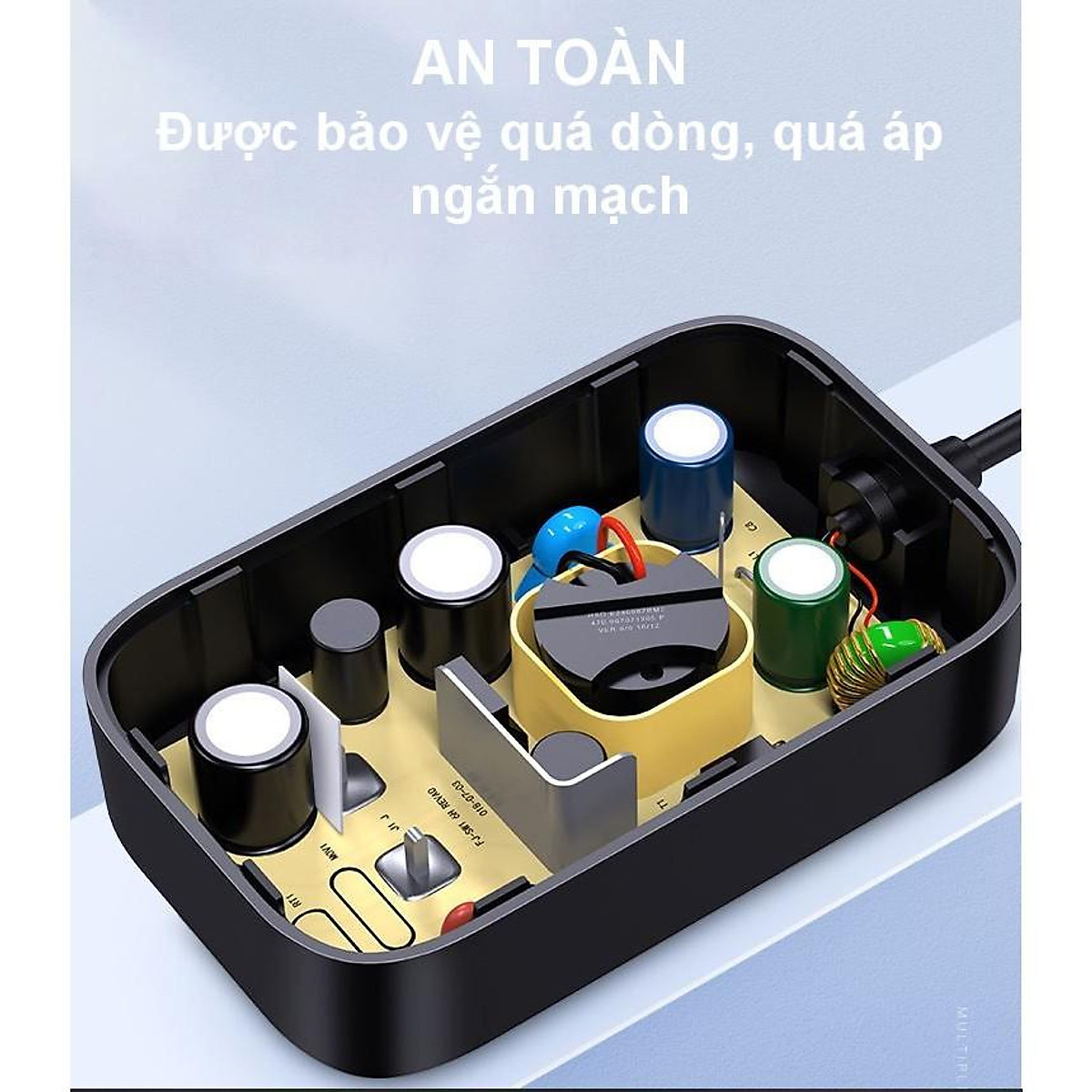 Adapter nguồn 12V/2A Ugreen kích thước chuôi 5.5mm*2.1mm CD264