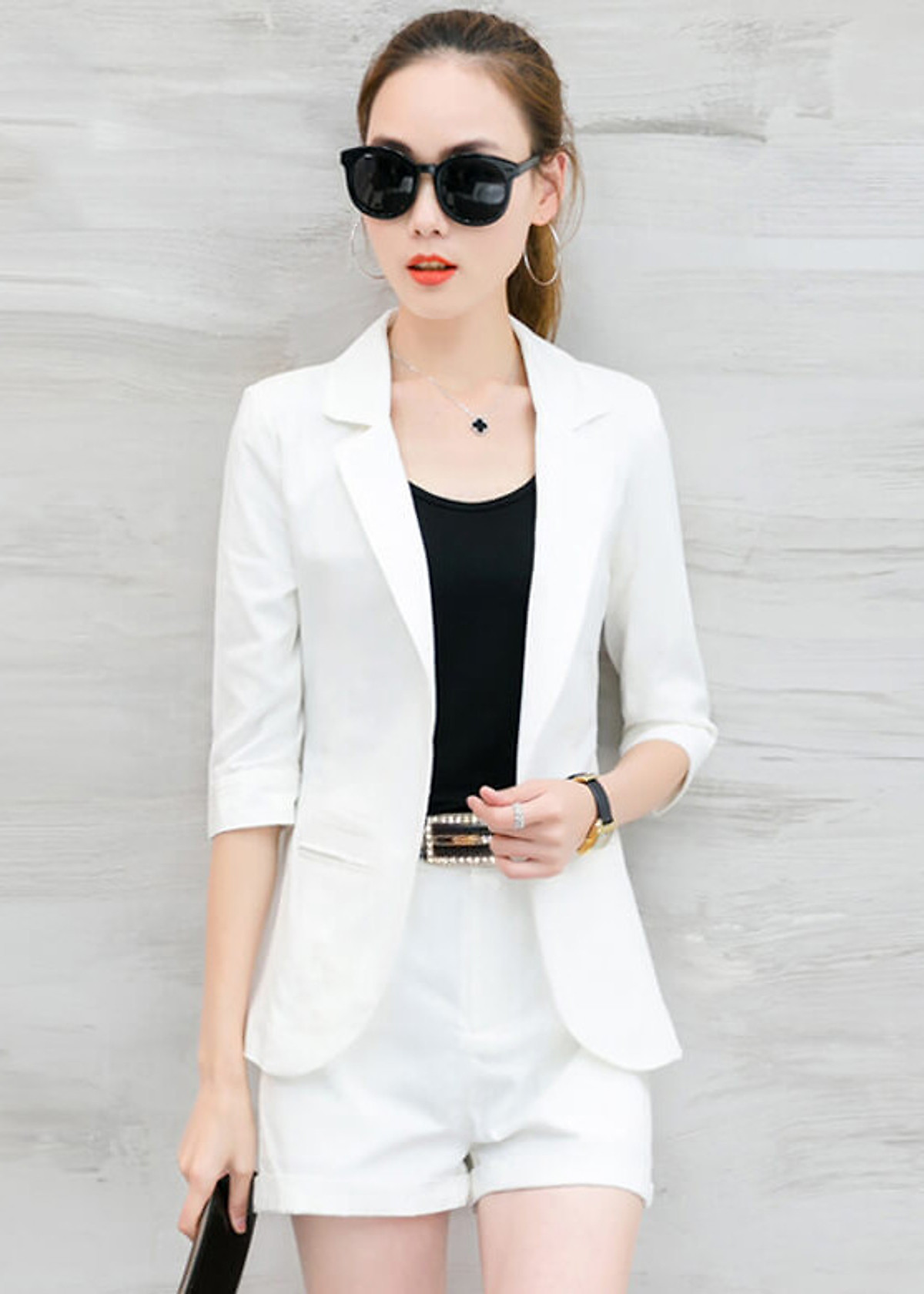 Áo vest nữ áo khoác vest blazer nữ trơn trắng đen dáng ôm 2 túi cơi trước  IFY Design FS202A  MixASale