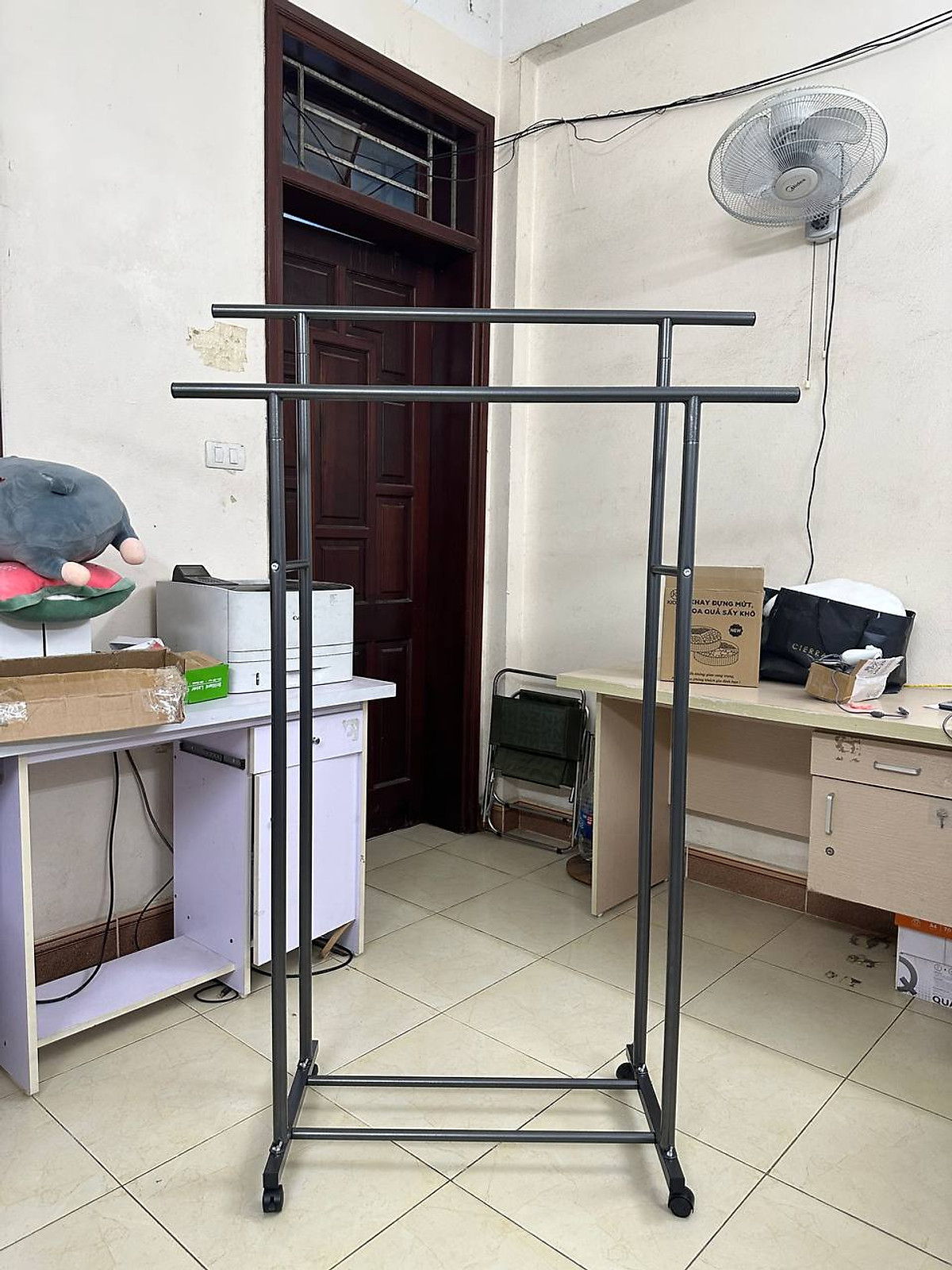 Xào Phơi Đồ 2 Tầng Giá Phơi Quần Áo Loại 1 Có Đầu Bịp 2 Đầu Có Bánh Xe Dễ Di Chuyển