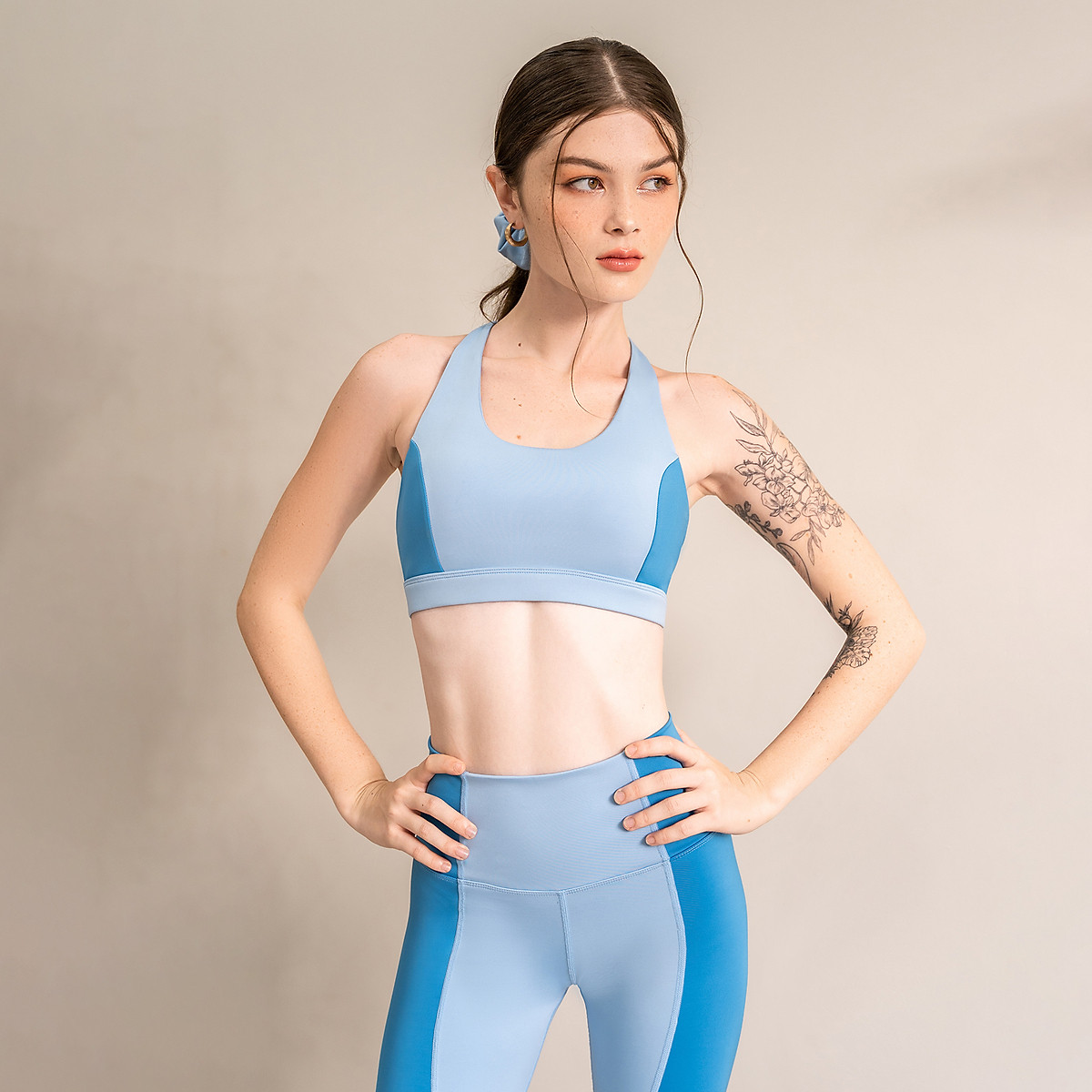 Set Đồ Tập Yoga Gym Luxury Hibi Sports H149 phối hai màu, màu Xanh, Kèm Mút Ngực, Chất Vải Cao Cấp