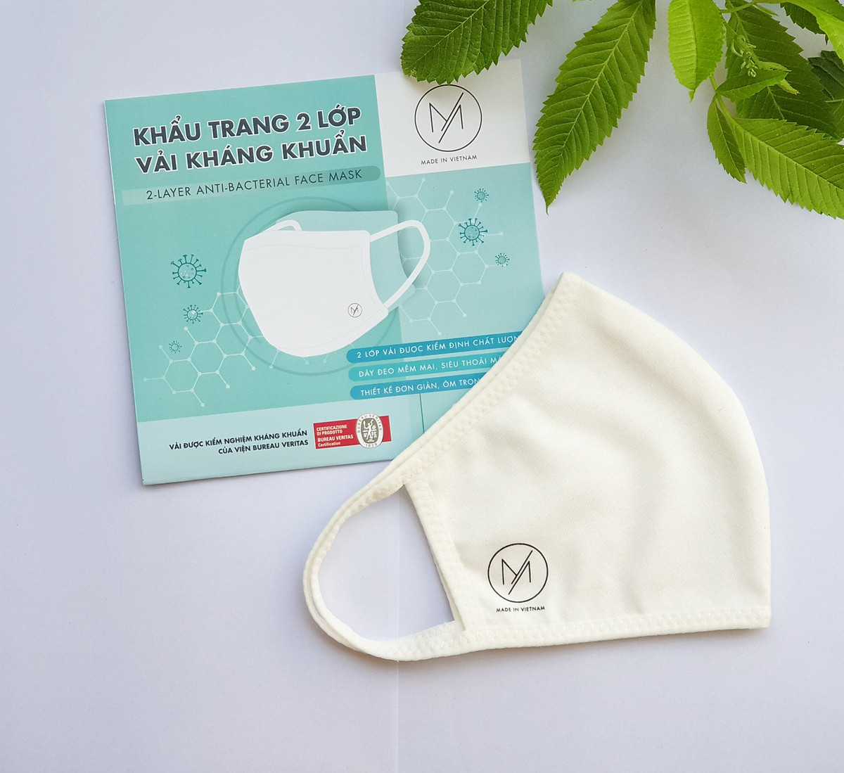 Combo 4 Quần Lót Nữ Thun Lạnh Thoáng Mát Và 3 Khẩu Trang Vải Kháng Khuẩn -