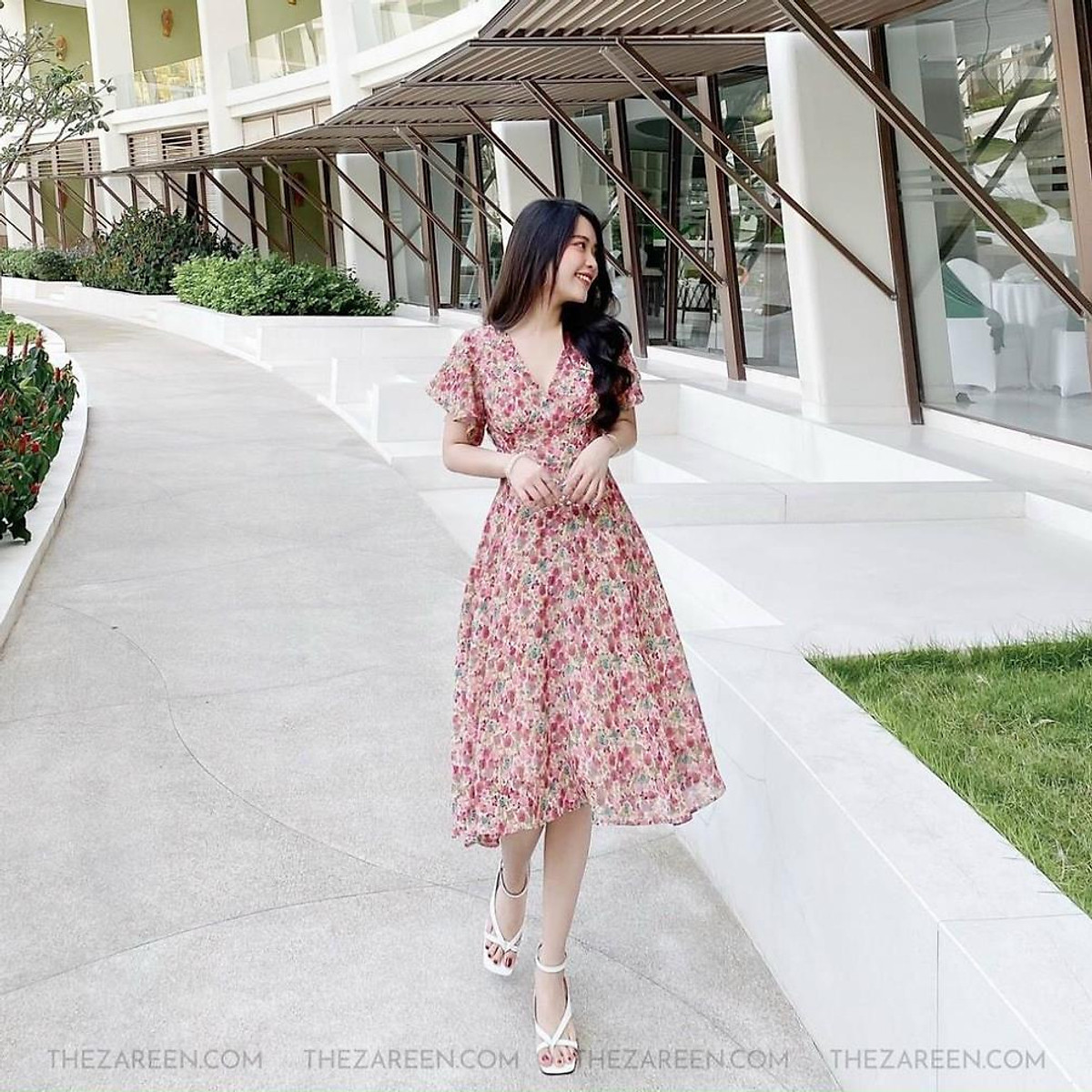 Shein về 11 mẫu váy hoa nhí giúp bạn bước vào mùa Hè với style xinh xẻo siêu cấp sành điệu #43 Shein về 11 mẫu váy hoa nhí giúp bạn bước vào mùa Hè với style xinh xẻo siêu cấp sành điệu