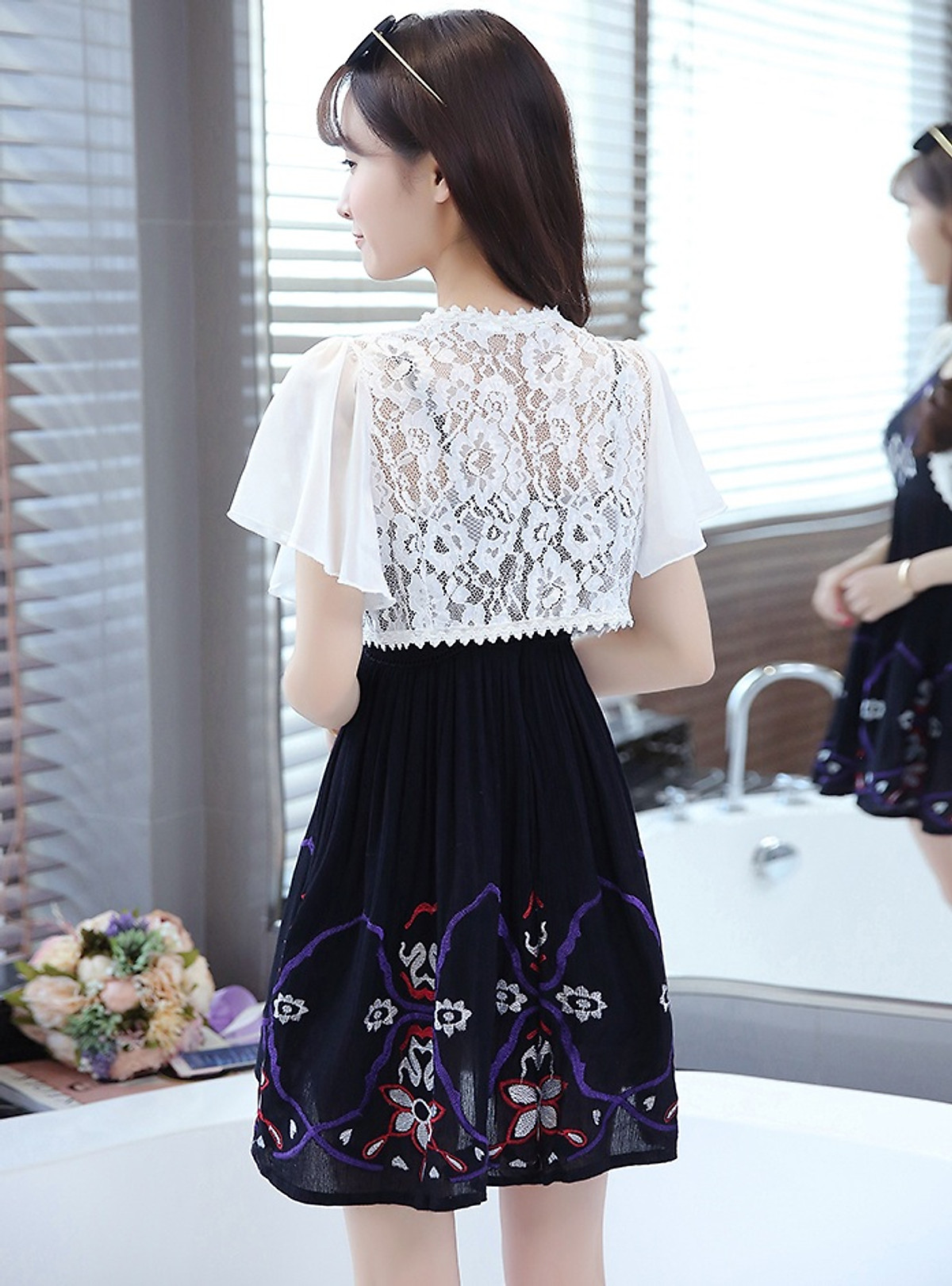 Mua Áo khoác ren tà ngắn 06 C107 - Hồng - L tại Cỏ Boutique Mua Áo Khoác Ren Tà Ngắn 06 C107 - Hồng - L Tại Cỏ Boutique