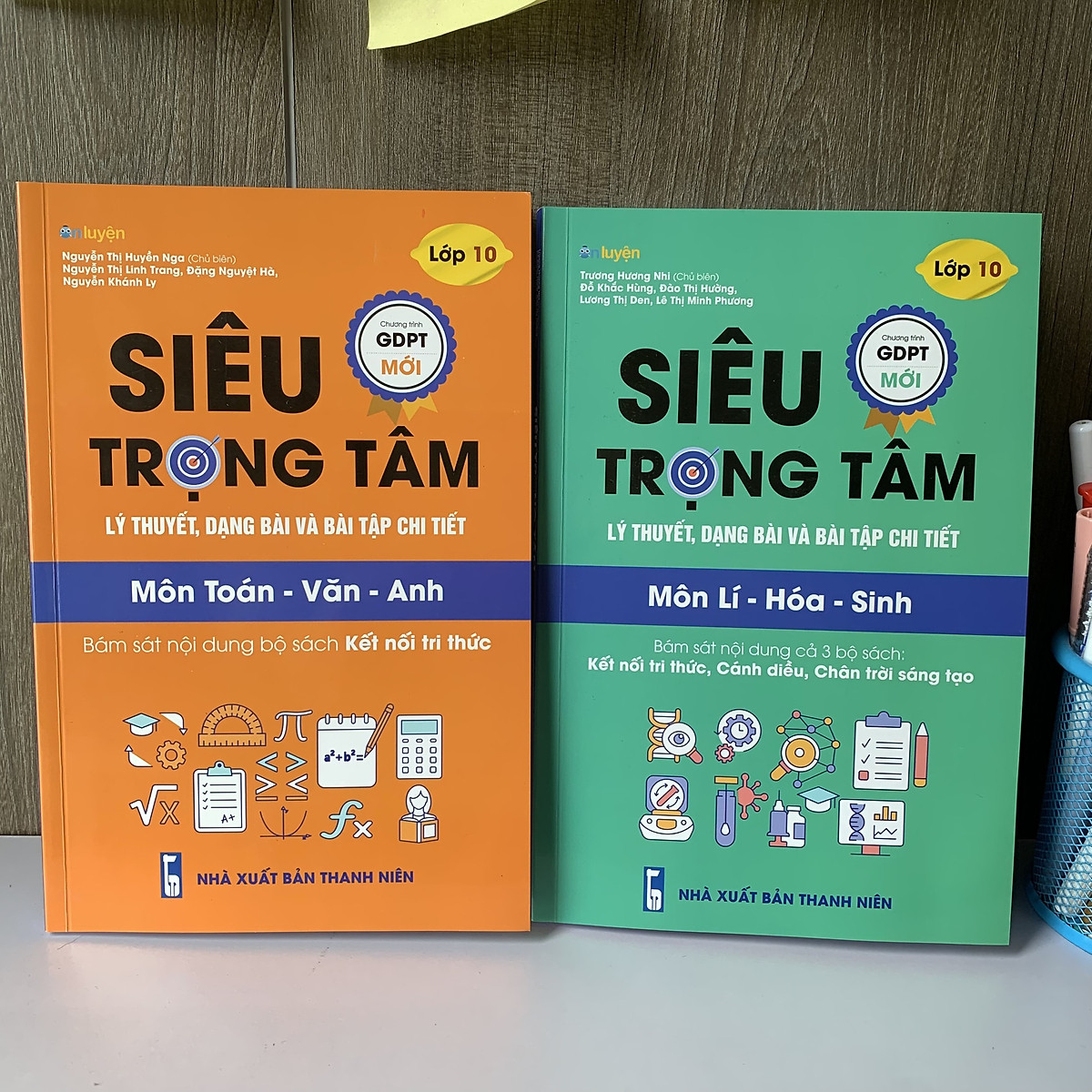 Lớp 10(bộ Kết nối) Combo 2 sách Siêu trọng tâm Toán-Văn-Anh và Lí-Hóa-Sinh [Nhà sách Ôn luyện]