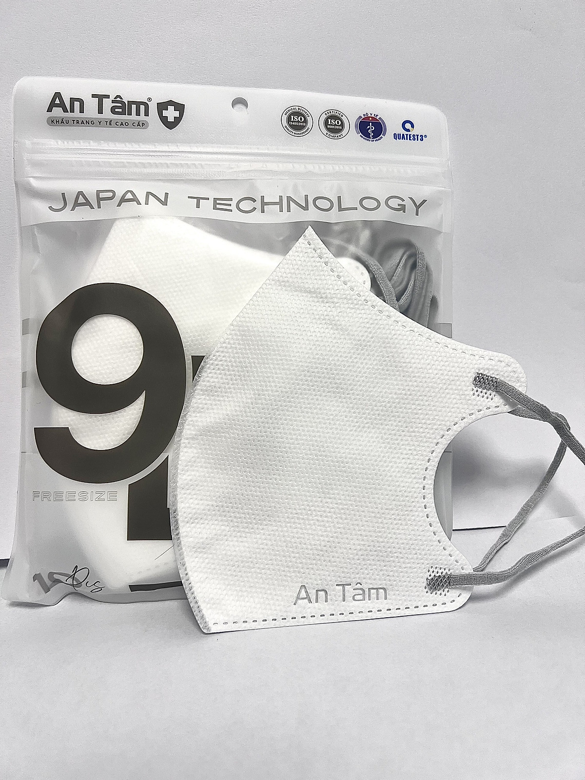 Khẩu trang 9D mask An Tâm, Vải xịn , thiết kế trông mặt thanh thoát, mũi cao , túi 10 cái