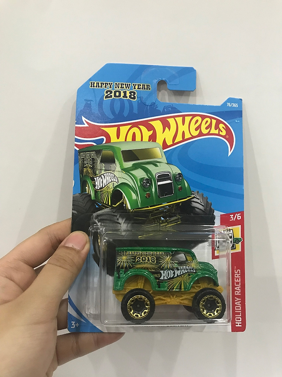 Đồ Chơi Xe HotWheels cơ bản C4982 - Giao hàng ngẫu nhiên
