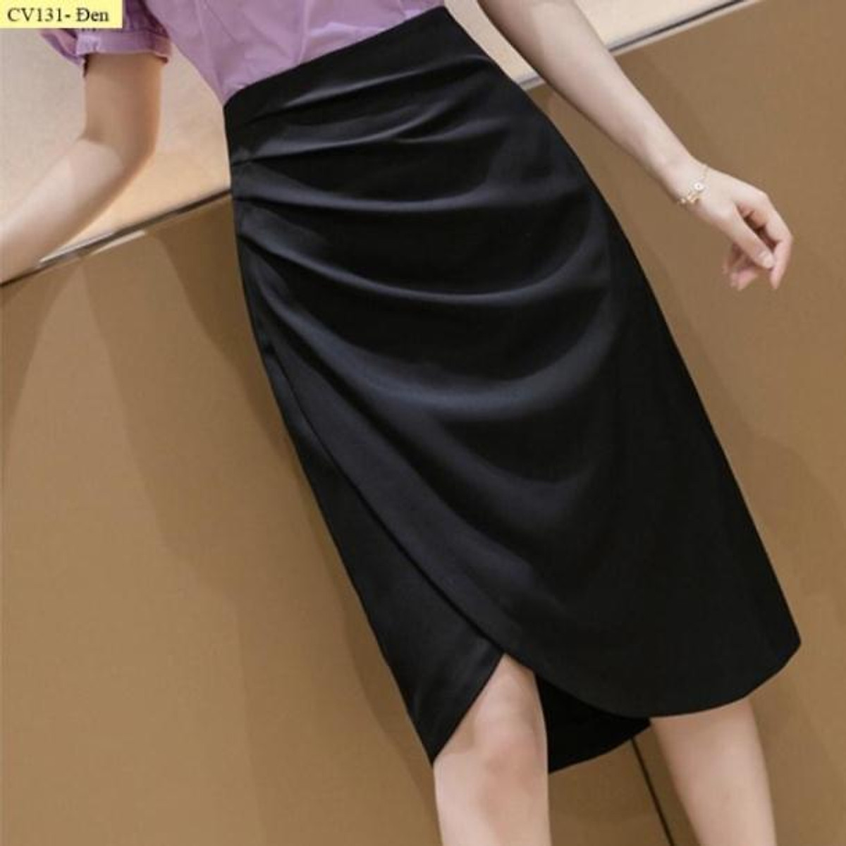 Chân váy đen lật tà Black Flipted Skirt