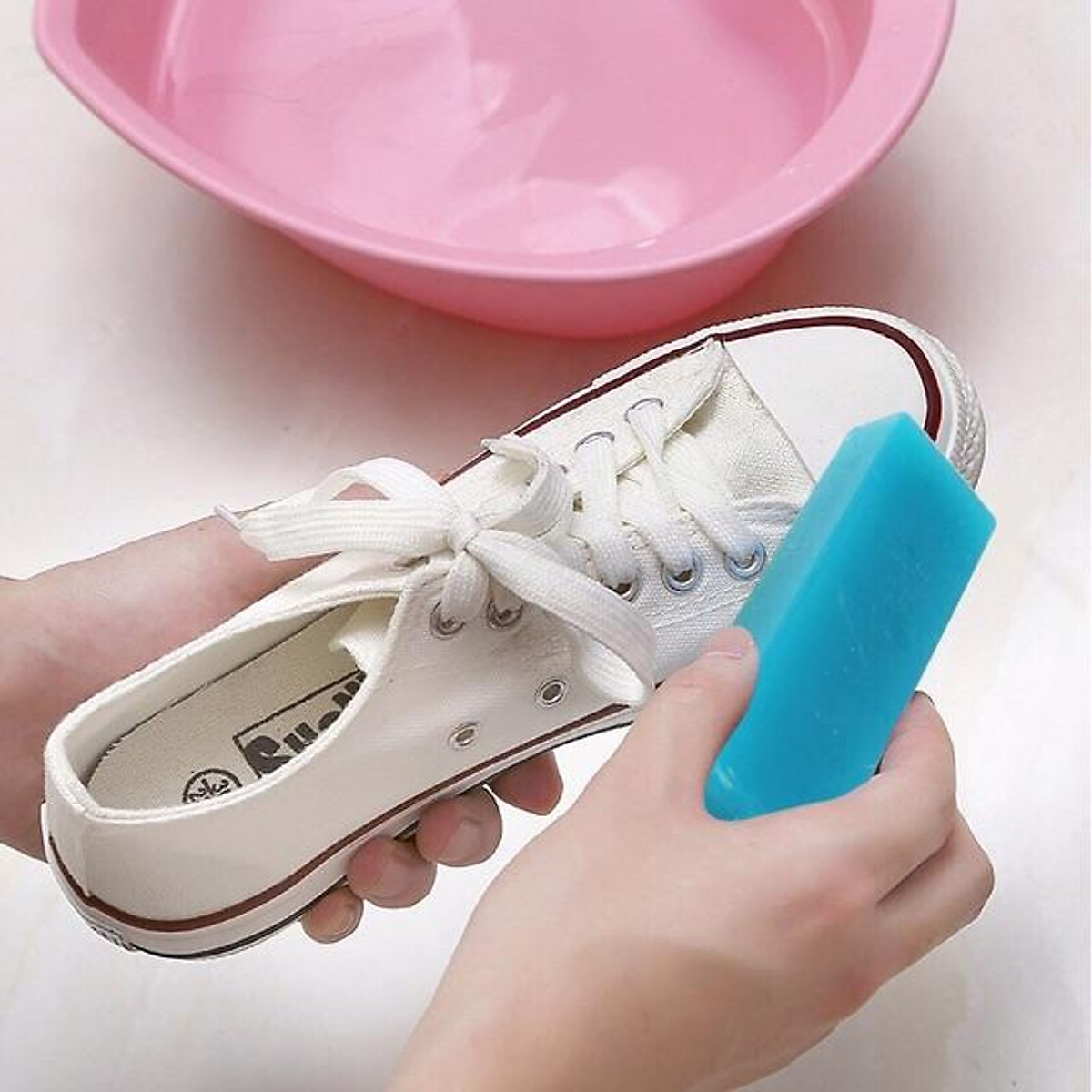 Sáp tẩy giầy khô
