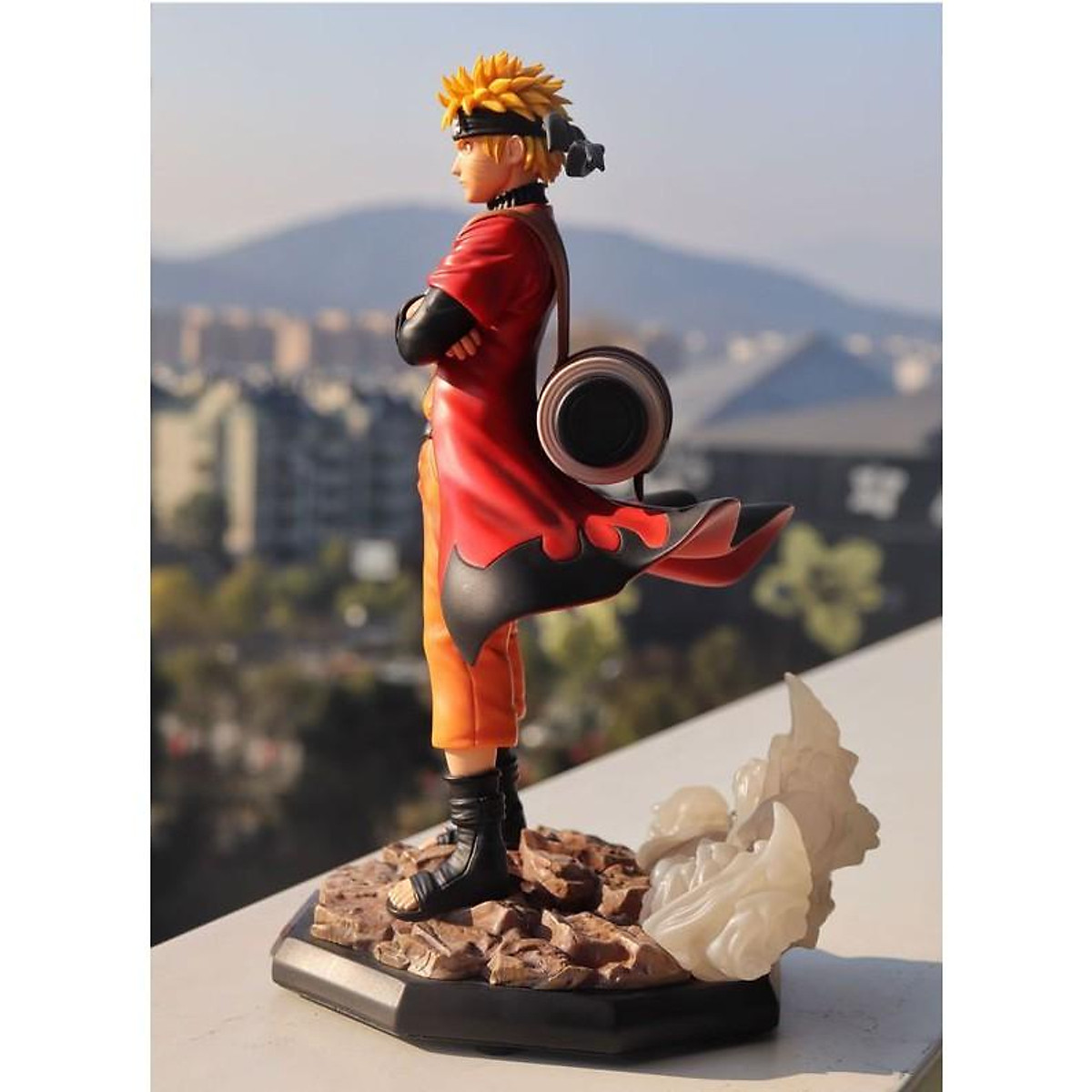 Mô hình Naruto và Cửu vĩ Kurama nhỏ