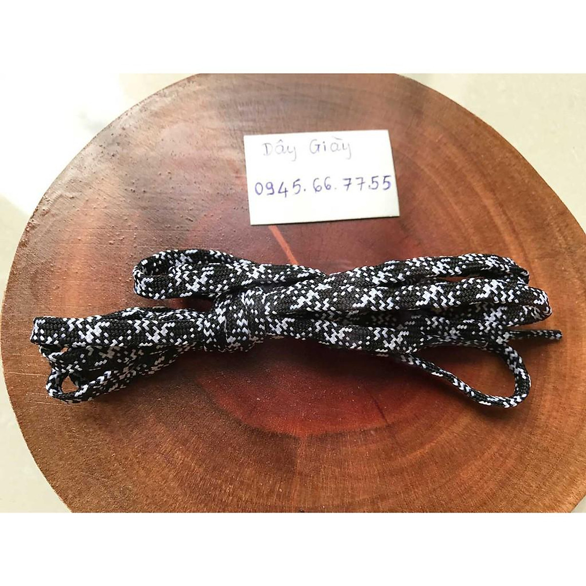 Dây giày màu trắng & đen 1.2m