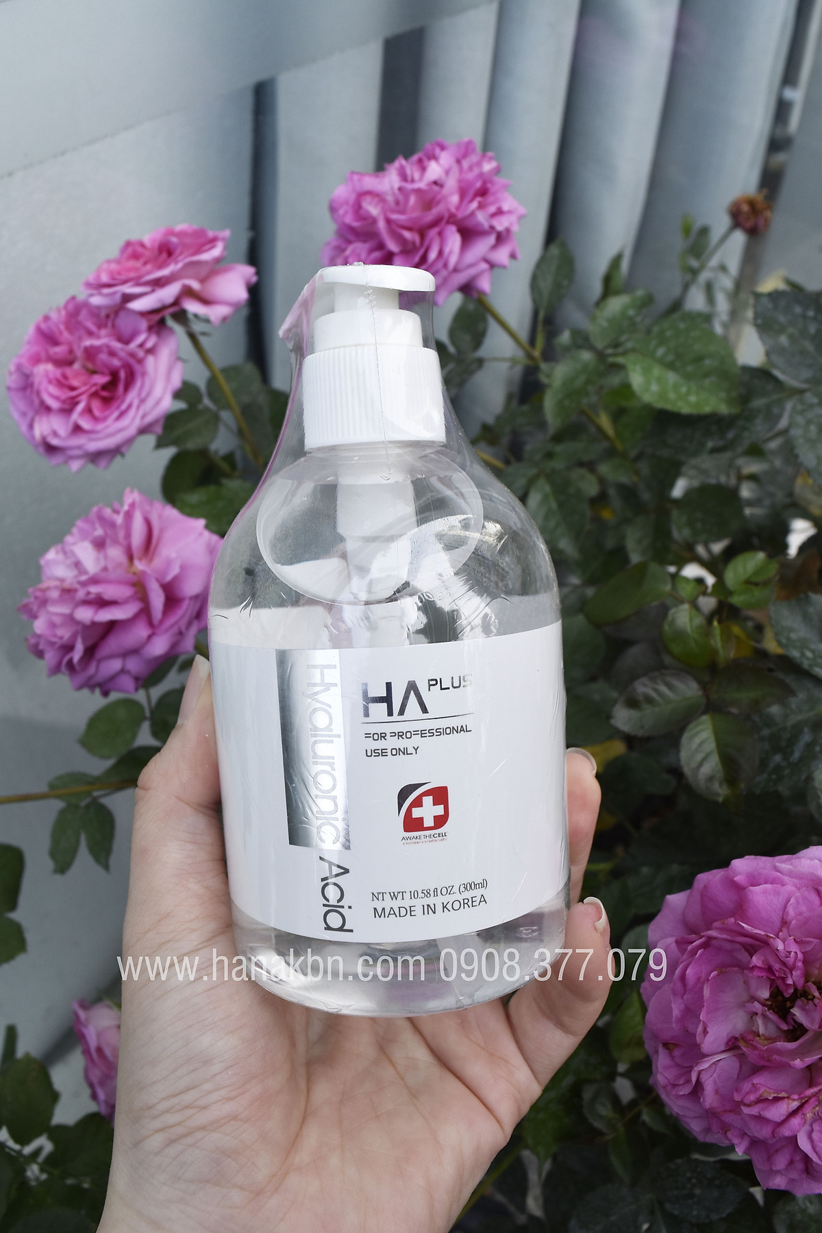 Serum HA Plus Dưỡng Ẩm Căng Bóng Giảm Nếp Nhăn Hyaluronic Acid AWAKETHECELL 300ml