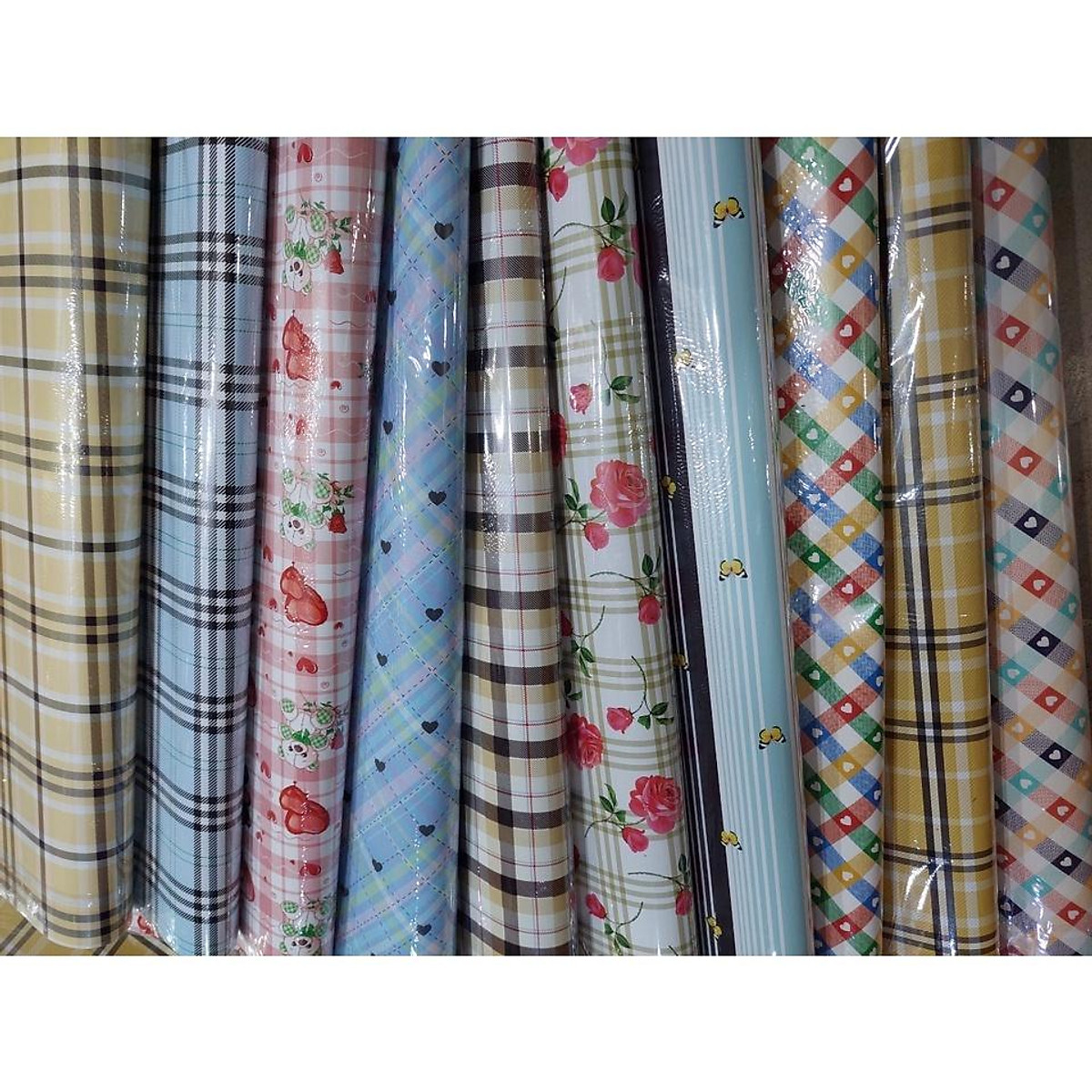 50x70cm 1 Roll of Christmas-themed gift wrapping paper for MixASale birthday house parties