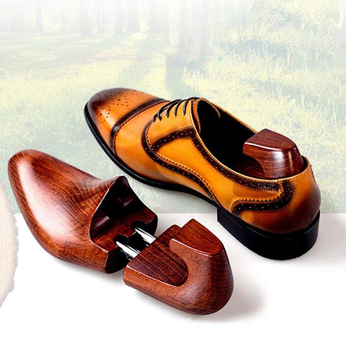 Adjustable Shoe Tree for Men Women , Durable Wooden Shoes Stretcher Shaper Boots  Tree Shoes Care Tool