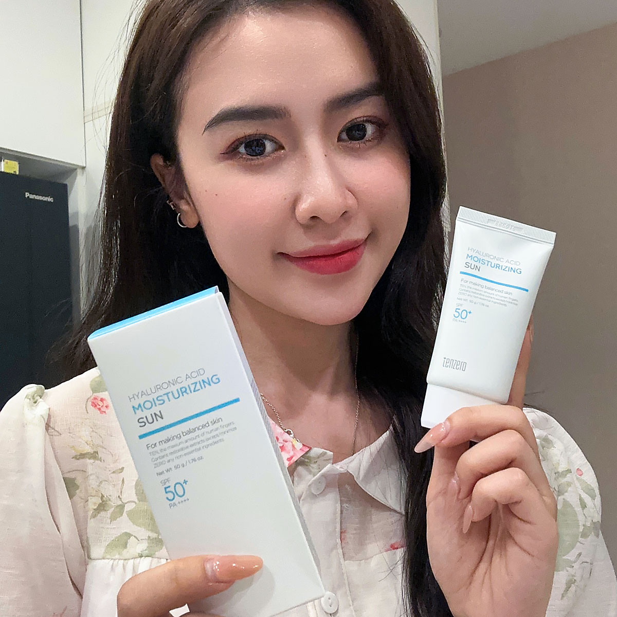 Mua Kem chống nắng SPF50 PA ++++ kết hợp dưỡng ẩm Tenzero Hyaluronic ...