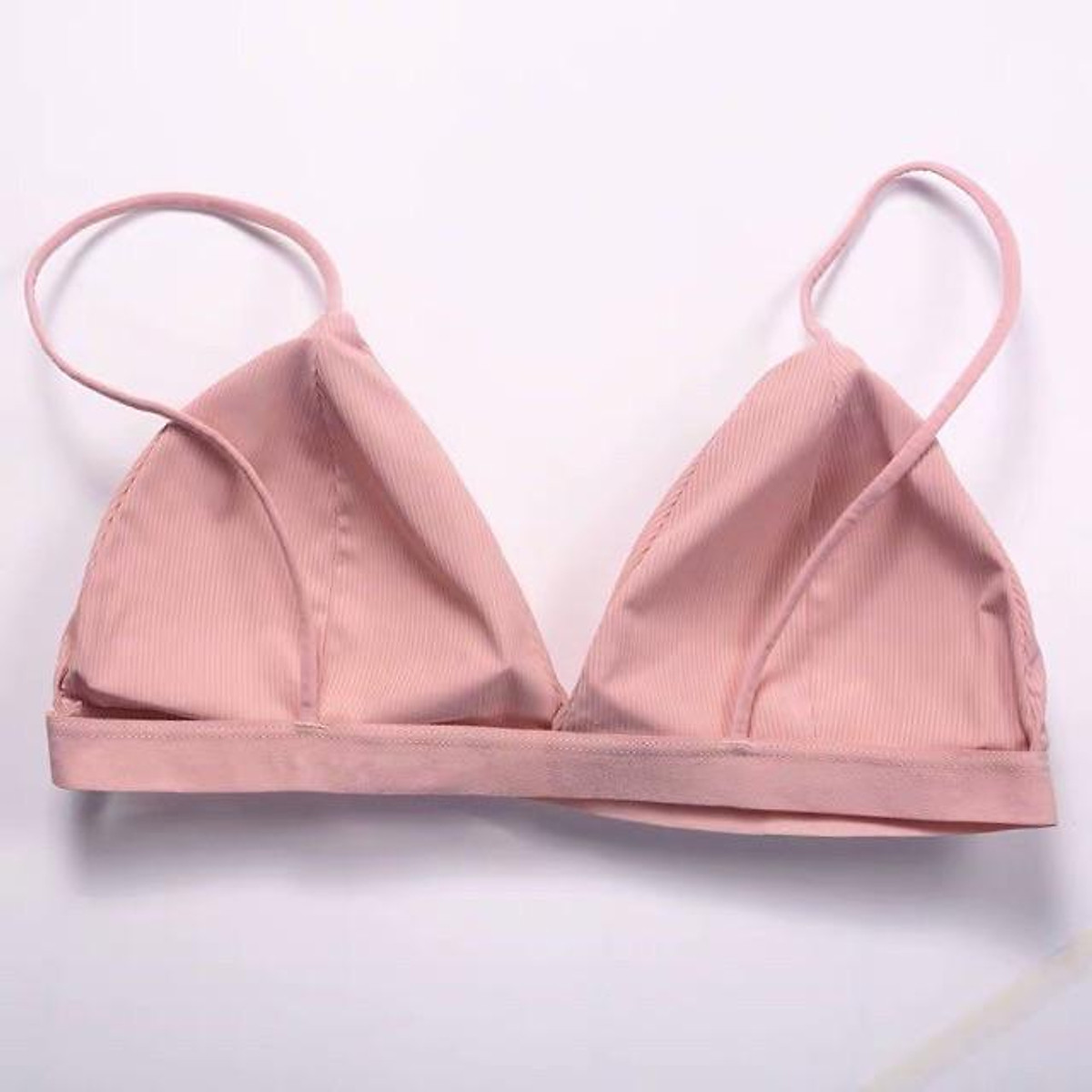 Áo bra đơn giản dễ phối đồ