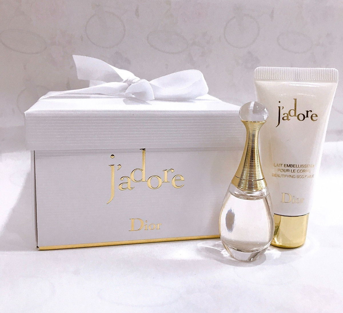 Dưỡng thể Dior Jadore Beautifying Body Milk 75ml #35 Dưỡng thể Dior Jadore Beautifying Body Milk 75ml