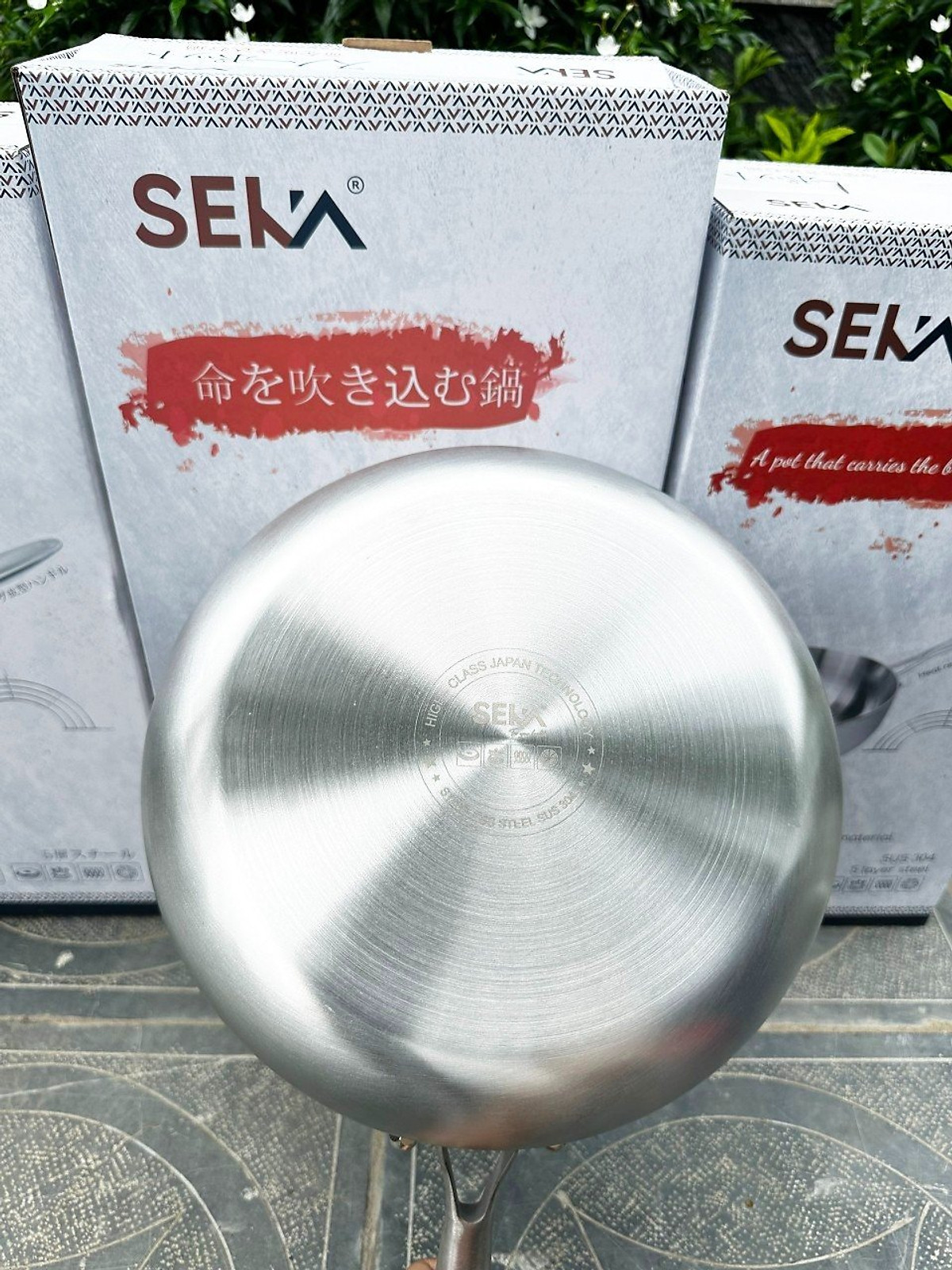 Chảo Tuyết Nguyên Khối SEKA, Chảo Inox Nguyên Khối Chống Dính, Đáy Từ 22, 24, 26cm Dùng Được Mọi Loại Bếp - Hàng Chính Hãng