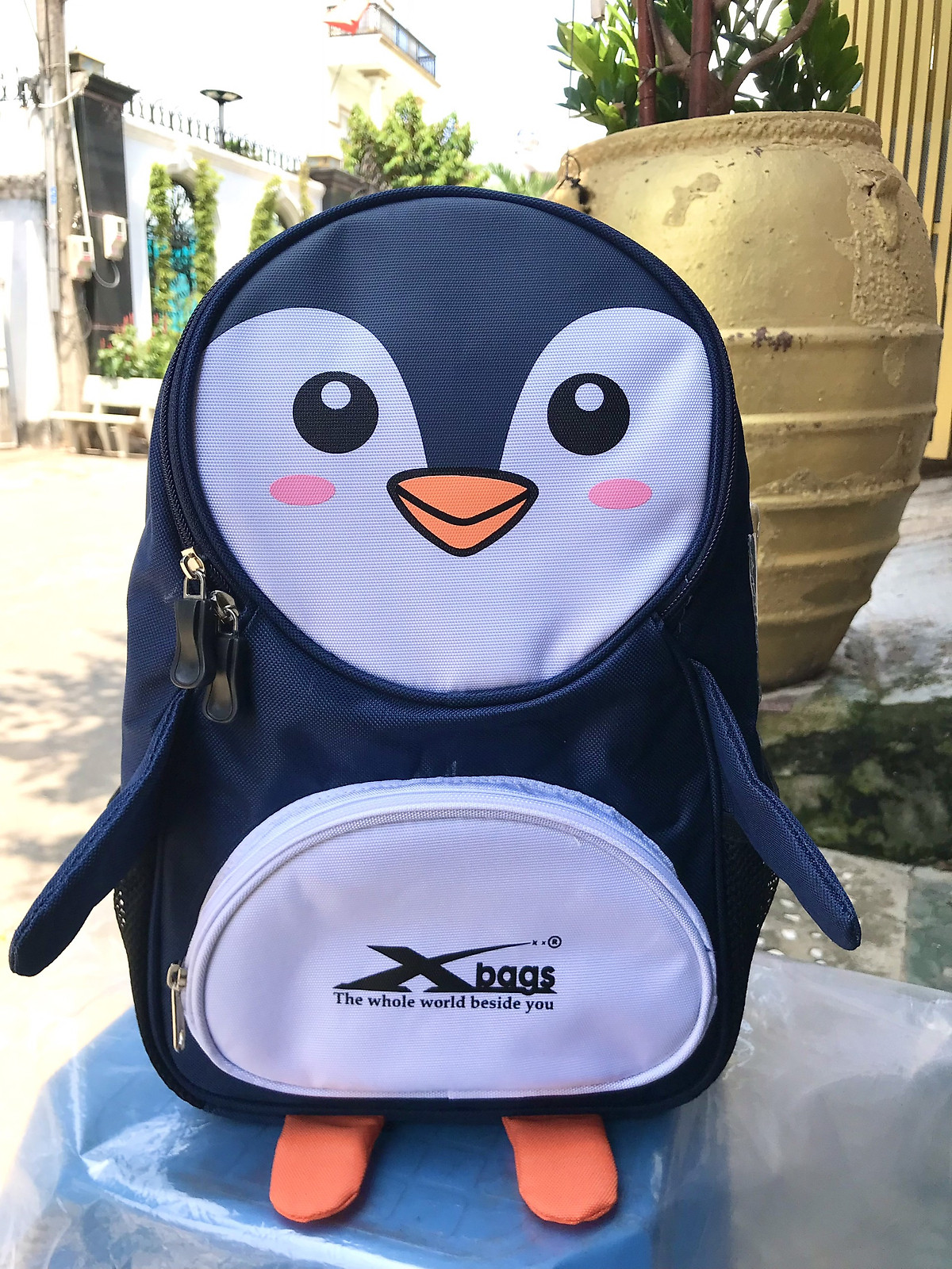 Balo Mầm Non Xbags Penguin Xb 3019 chất liệu bền nhẹ