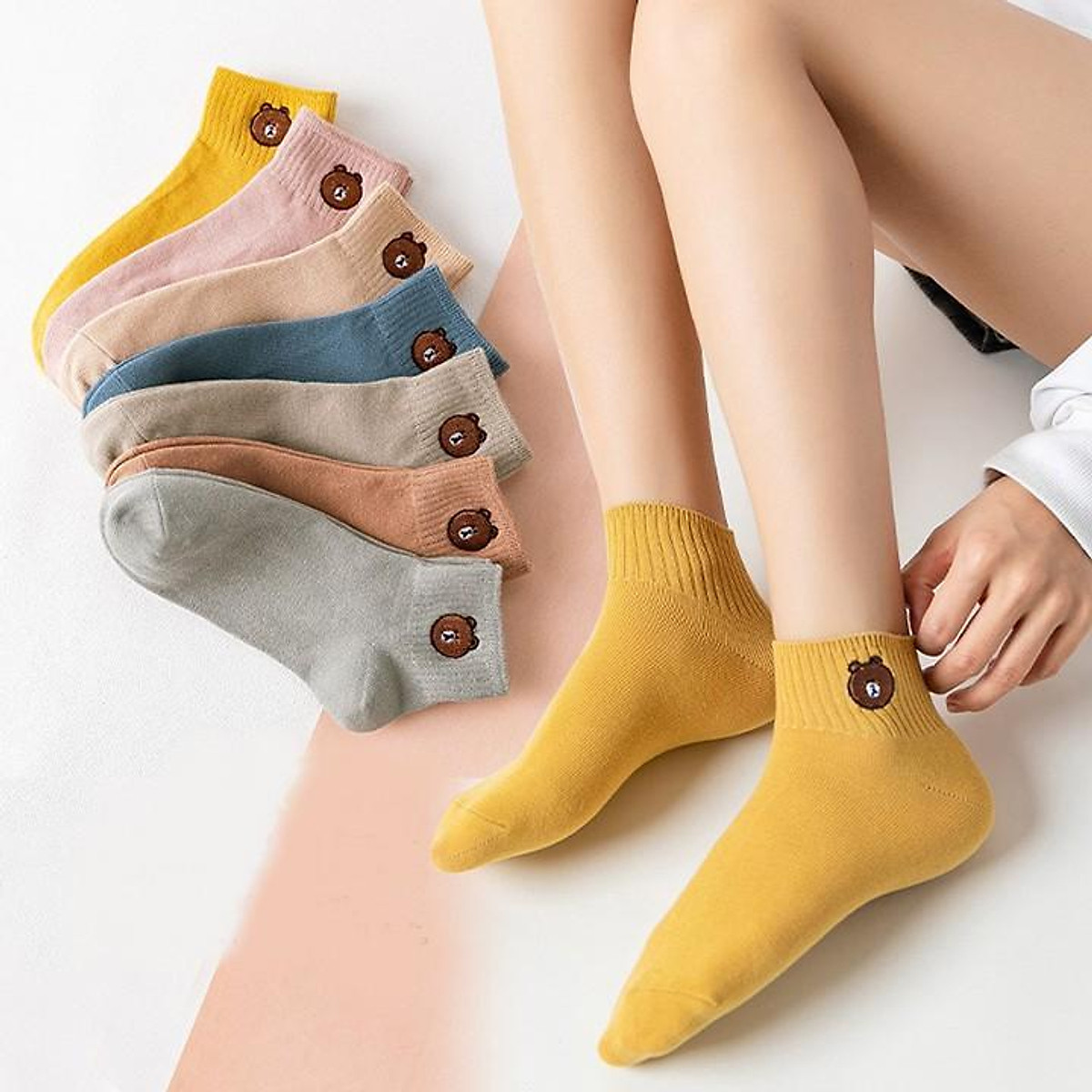Set 2 Đôi Tất Hình Gấu Thời Trang , Tất Nữ Cổ Ngắn Kiểu Hàn Quốc Nhiều Mầu Xinh Xắn