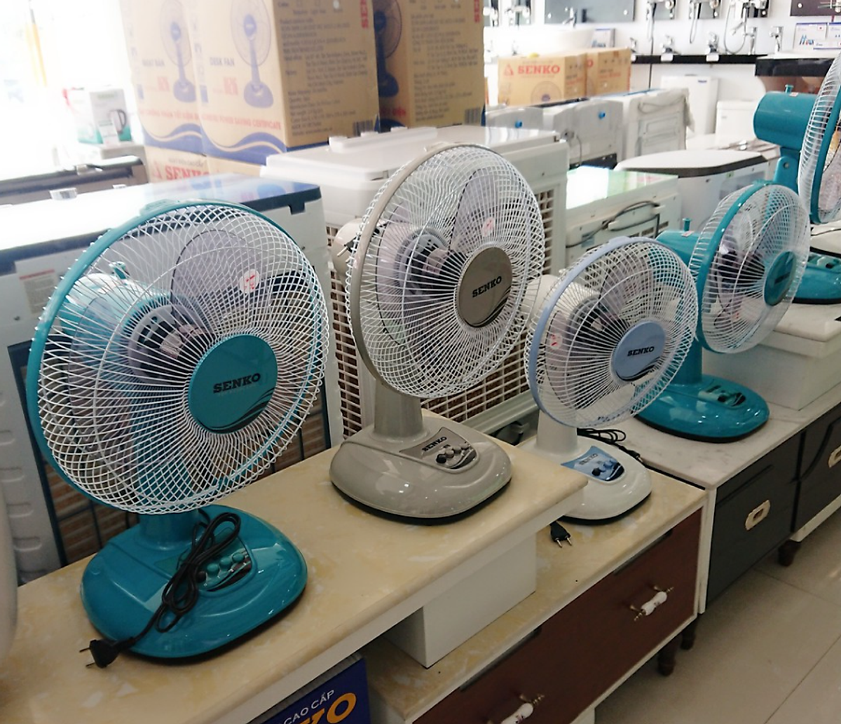 Quạt bàn Senko sang trọng cao cấp B1216 màu ngẫu nhiên - Hàng Chính Hãng