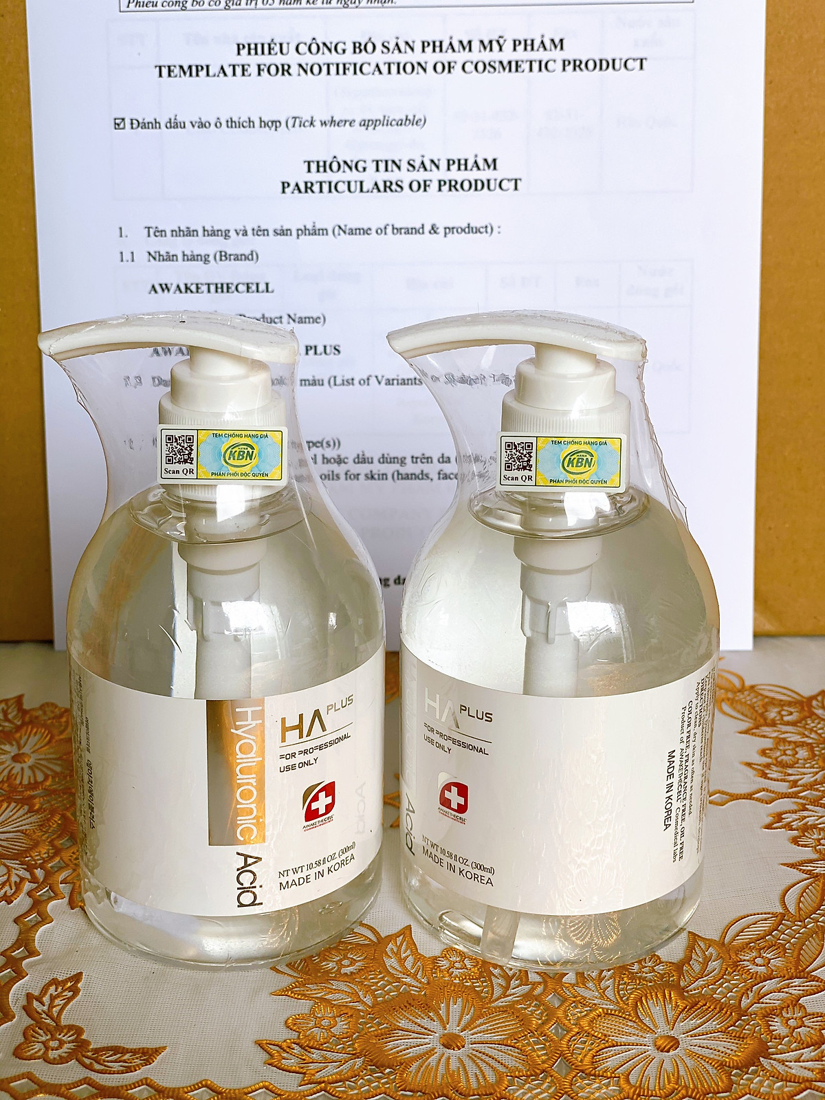 Serum HA Plus Dưỡng Ẩm Căng Bóng Giảm Nếp Nhăn Hyaluronic Acid AWAKETHECELL 300ml