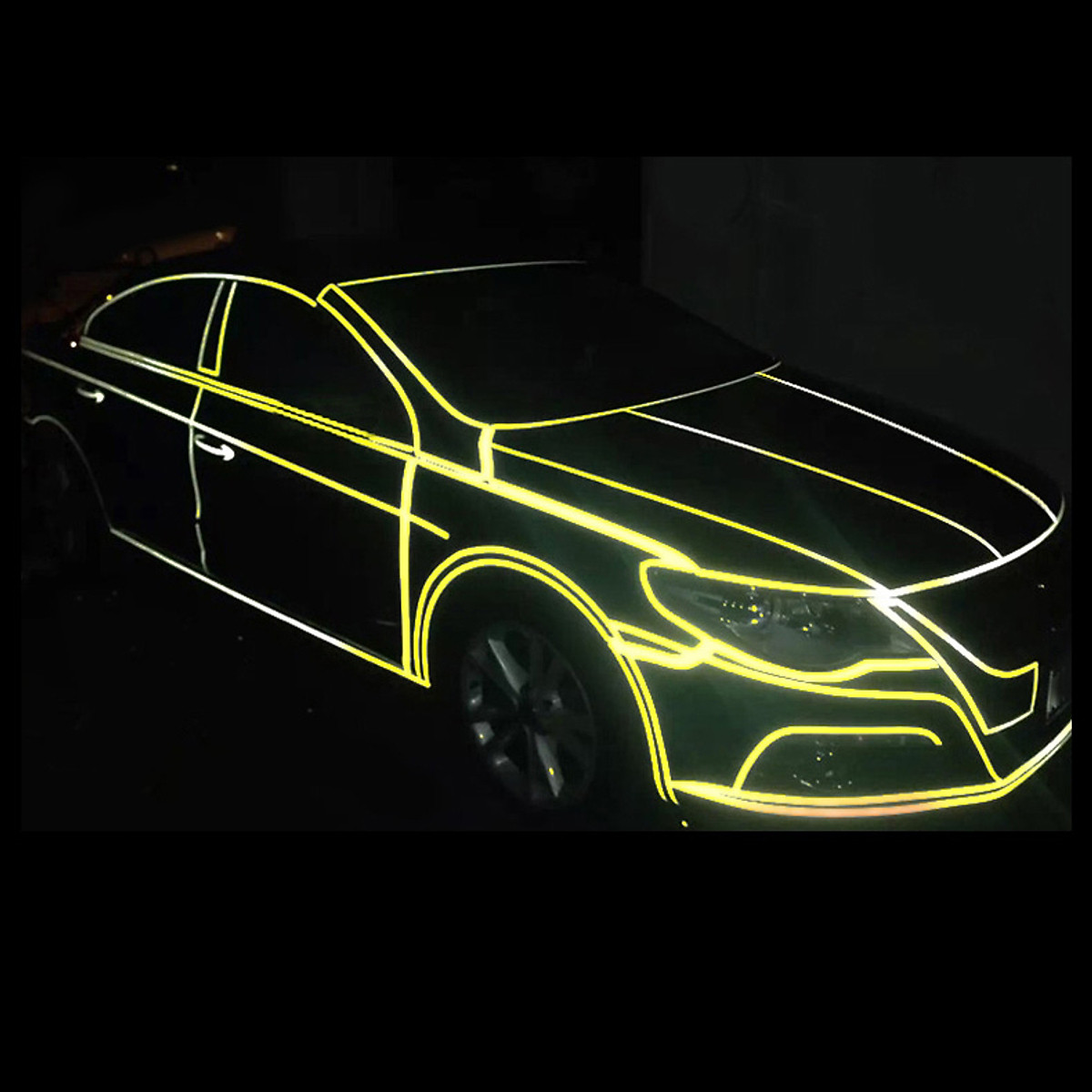 Cuộn Đề Can (Decal) Phản Quang Dán Trang Trí Viền Thân Xe Đạp, Xe Máy, Ô tô An Toàn Ban Đêm Nổi Bật (8 mét) Mai Lee