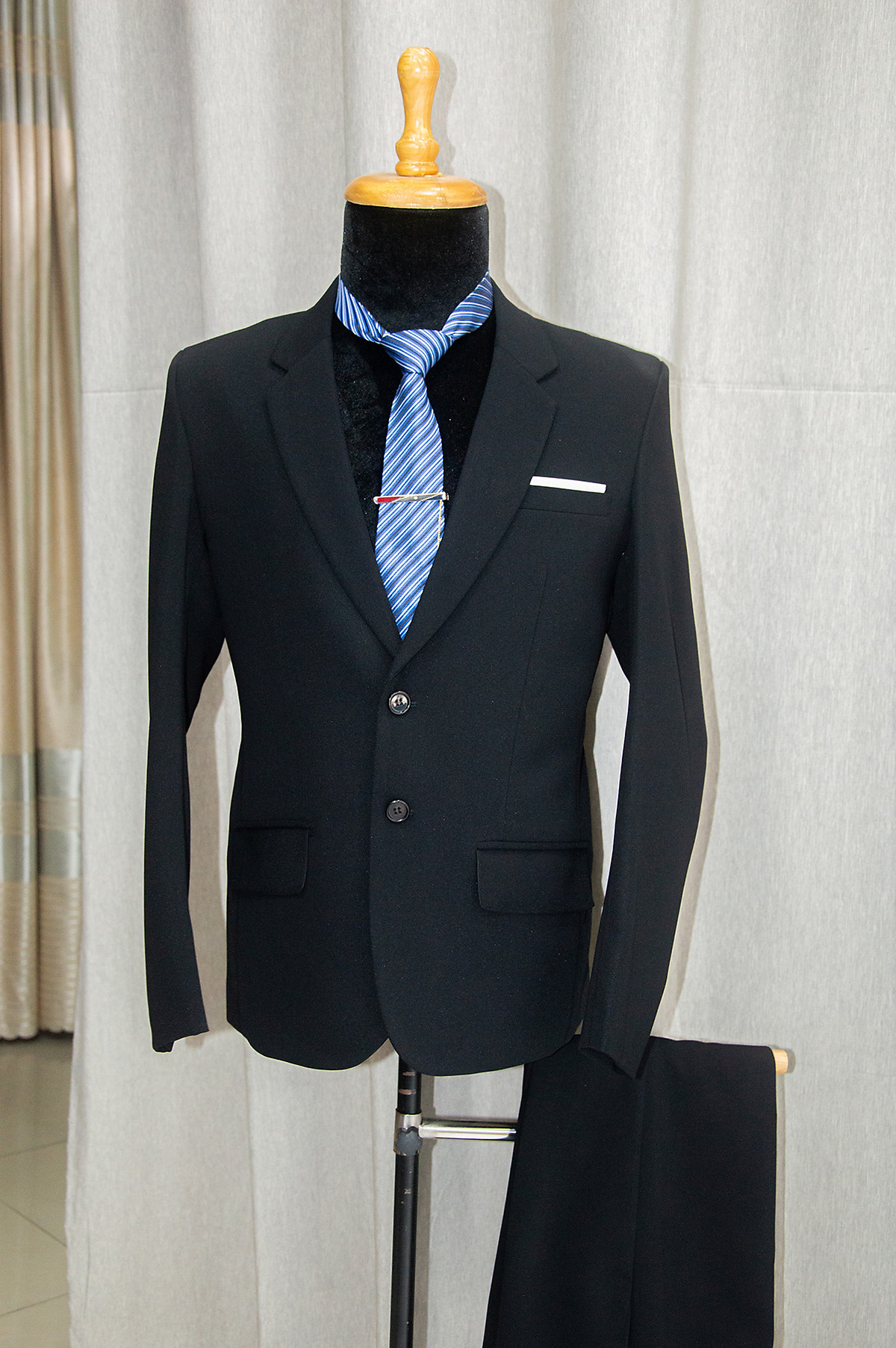 Phụ kiện vest nam đẹp tại TP HCM