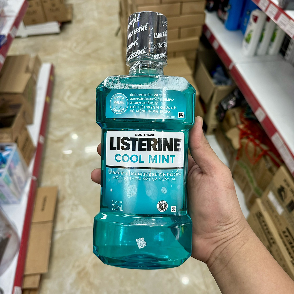 Combo 2 chai nước súc miệng Listerine Cool Mint Hương Bạc Hà 750ml/chai