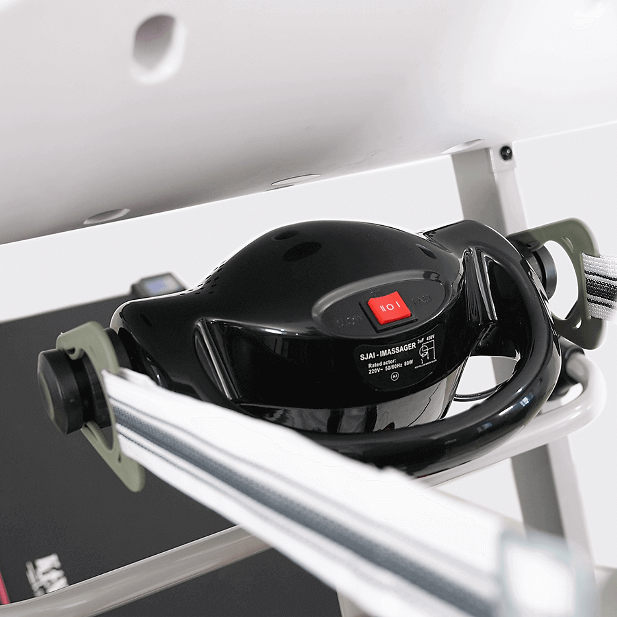 Máy chạy bộ KINGSPORT BK-8000 Pro đa năng, nâng dốc tự động 18%, tốc độ tối đa 14khm/h, kèm đai massage và thanh gập bụng, cân nặng phù hợp từ dưới 75kg