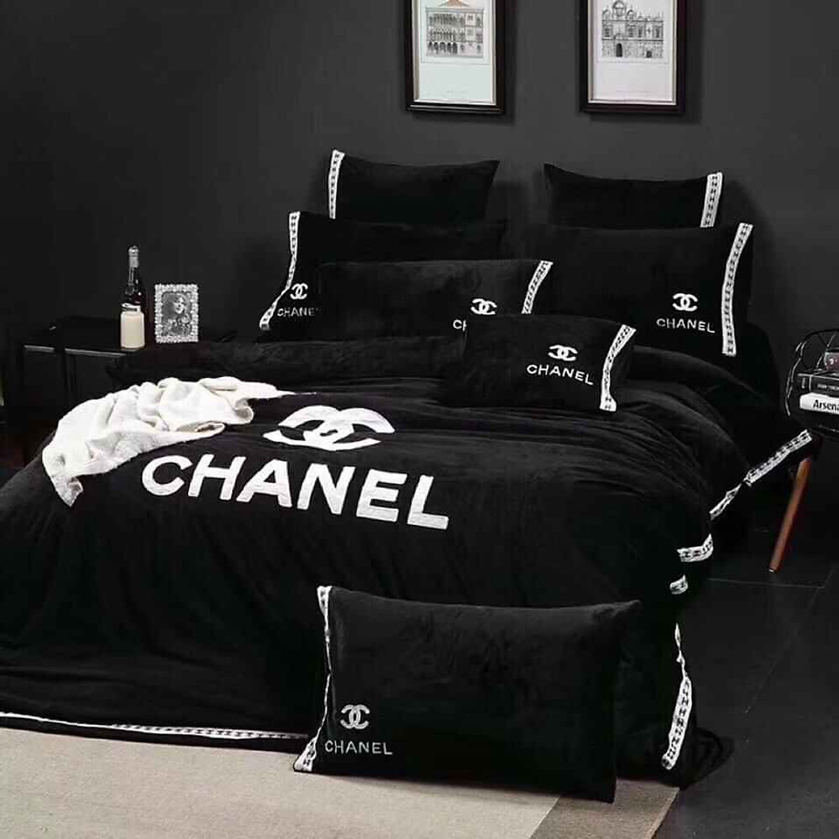 Tuttomobili Chanel  Chanel White Bedroom Set  Furnituredirectuknet