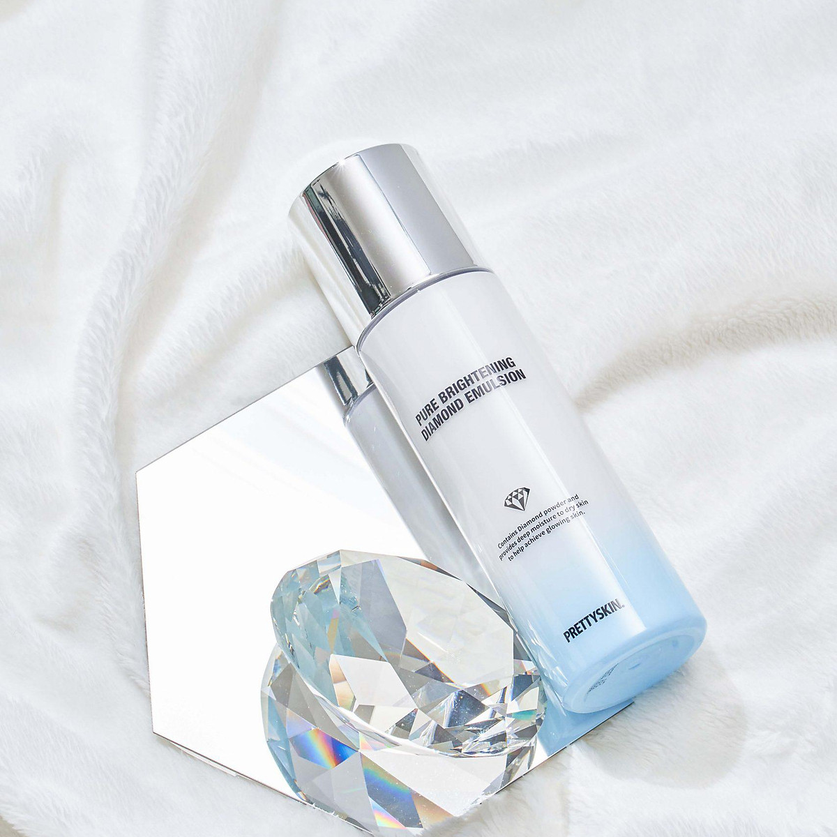 Nước Hoa Hồng Kim Cương Prettyskin Dưỡng Trắng, Căng Bóng Da Pure  Brightening Diamond Toner 150ml