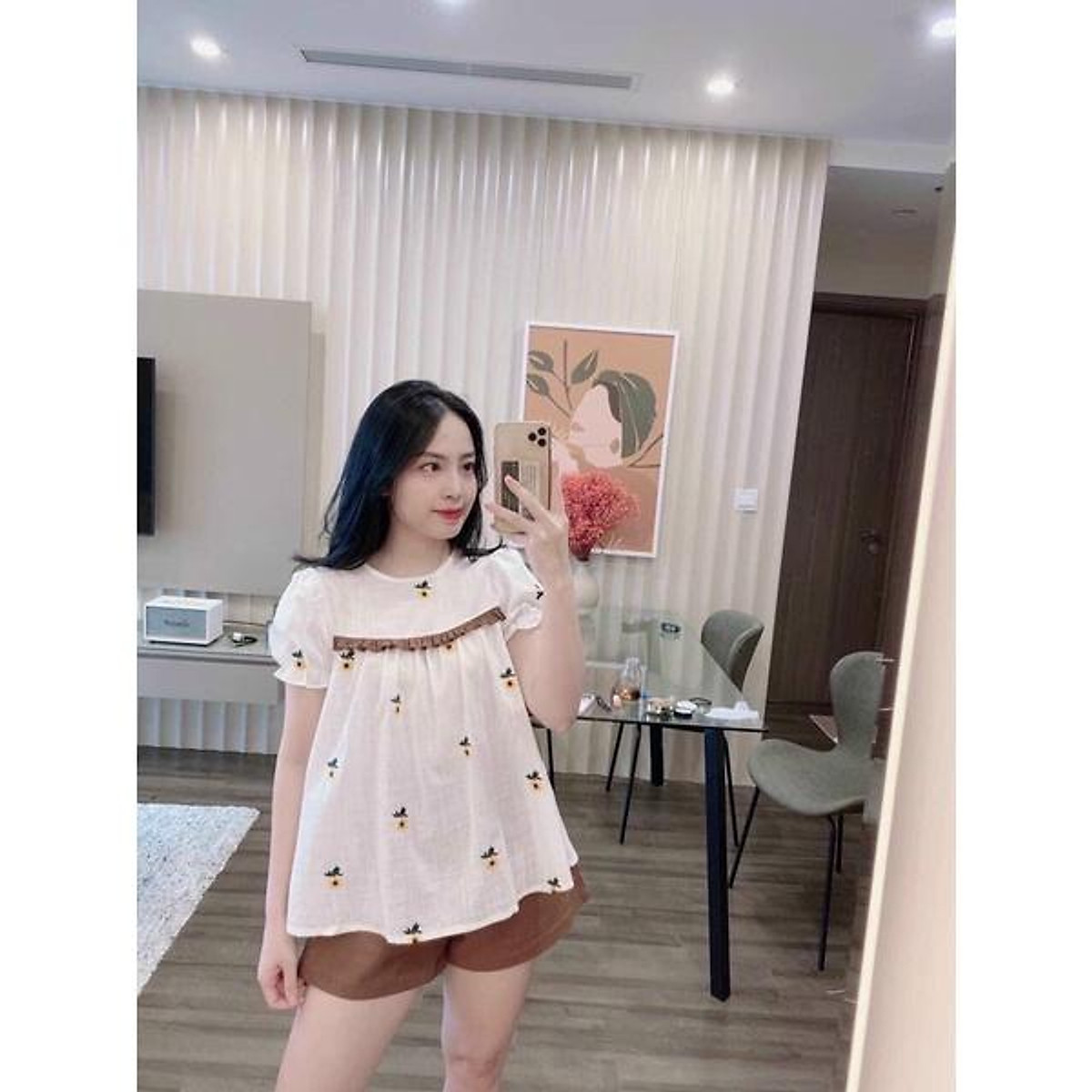Set Áo Babydoll Hoa Thêu Kèm Quần Short Nâu