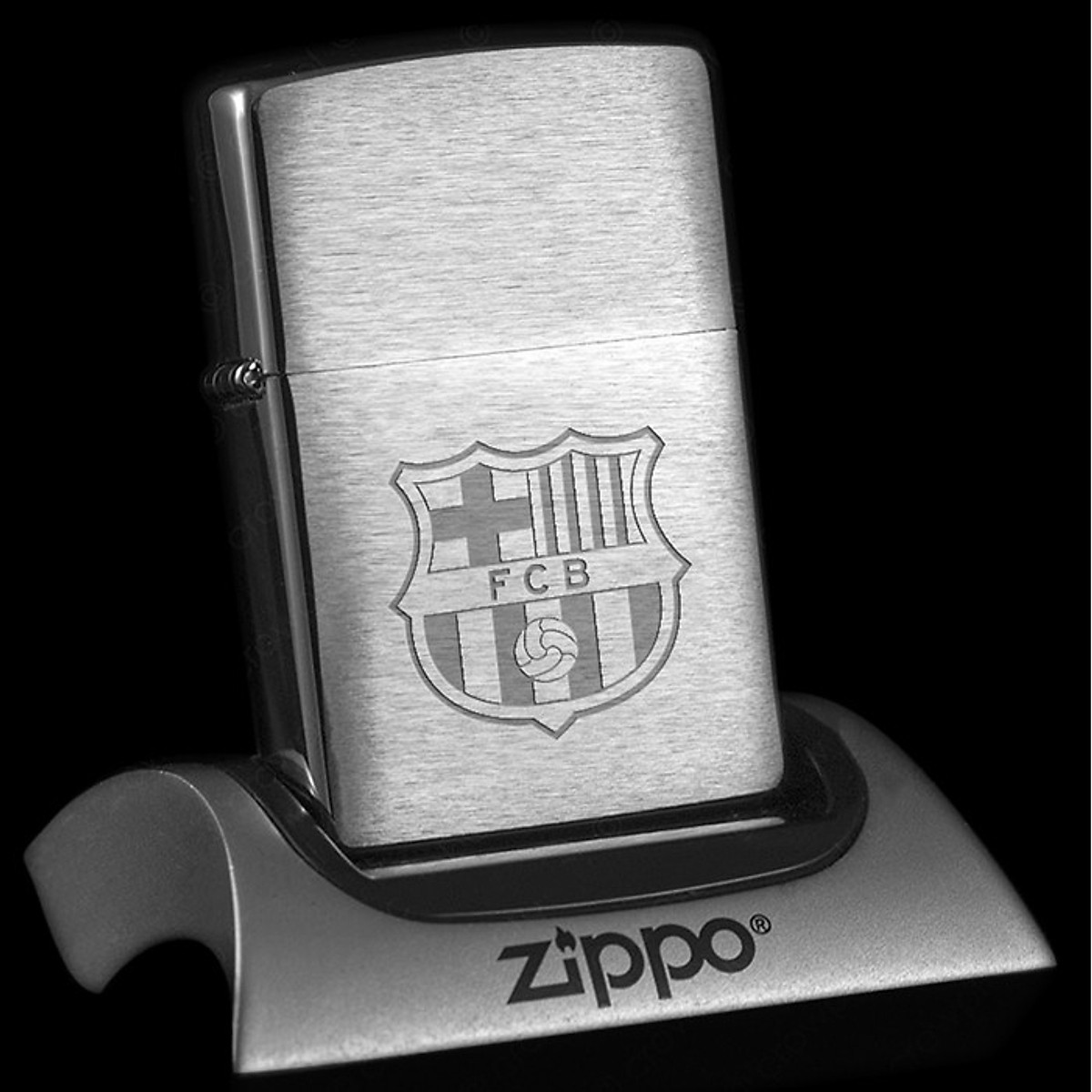 Mua Bật Lửa Zippo Khắc Logo Fc Barcelona 03 200.Bar03 | Tiki