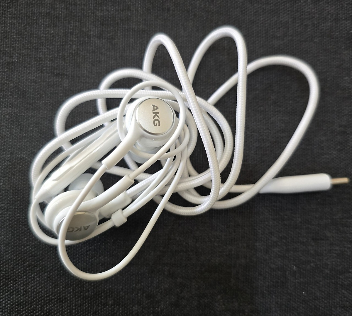 Tai nghe có dây AKG Samsung Type-C EO-IC100 - Hàng chính hãng