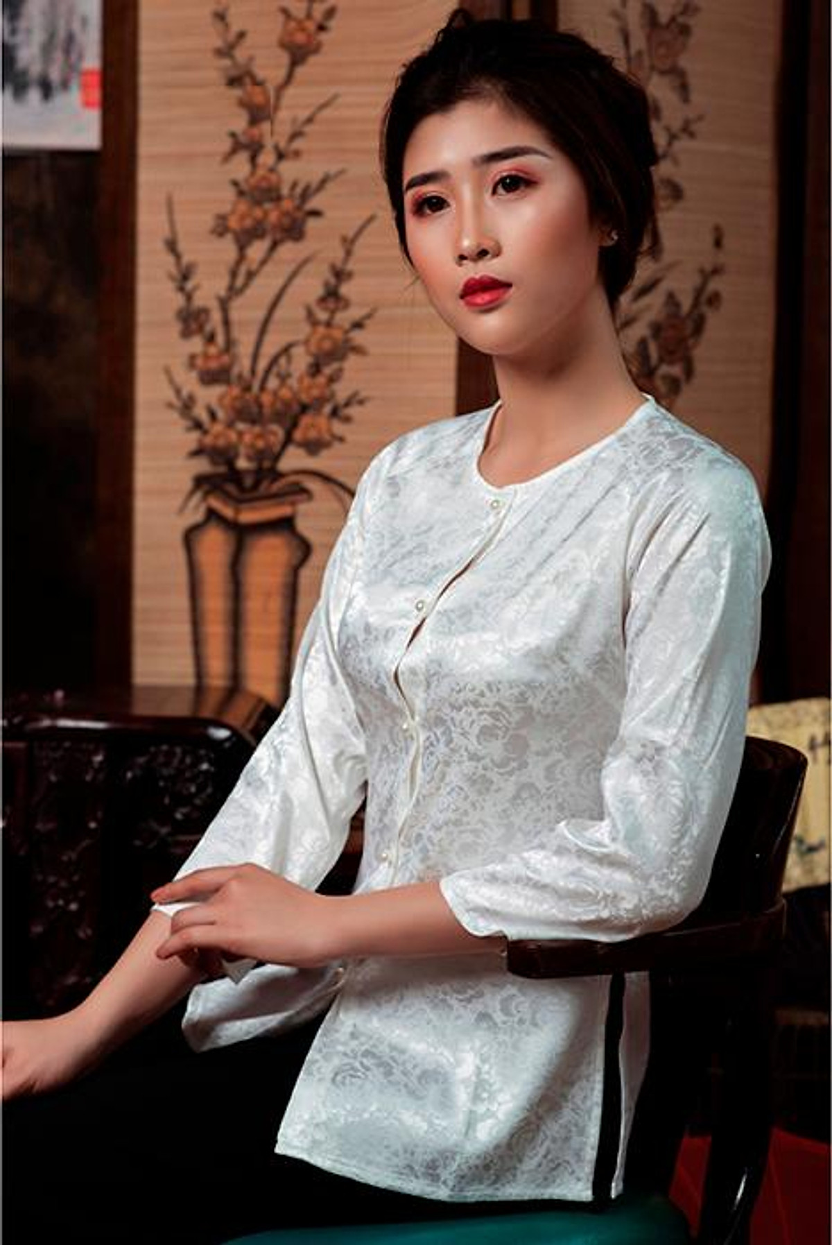 Mua Áo Bà Ba Màu Trắng - S tại FKARO FASHION Mua Áo Bà Ba Màu Trắng - S Tại Fkaro Fashion