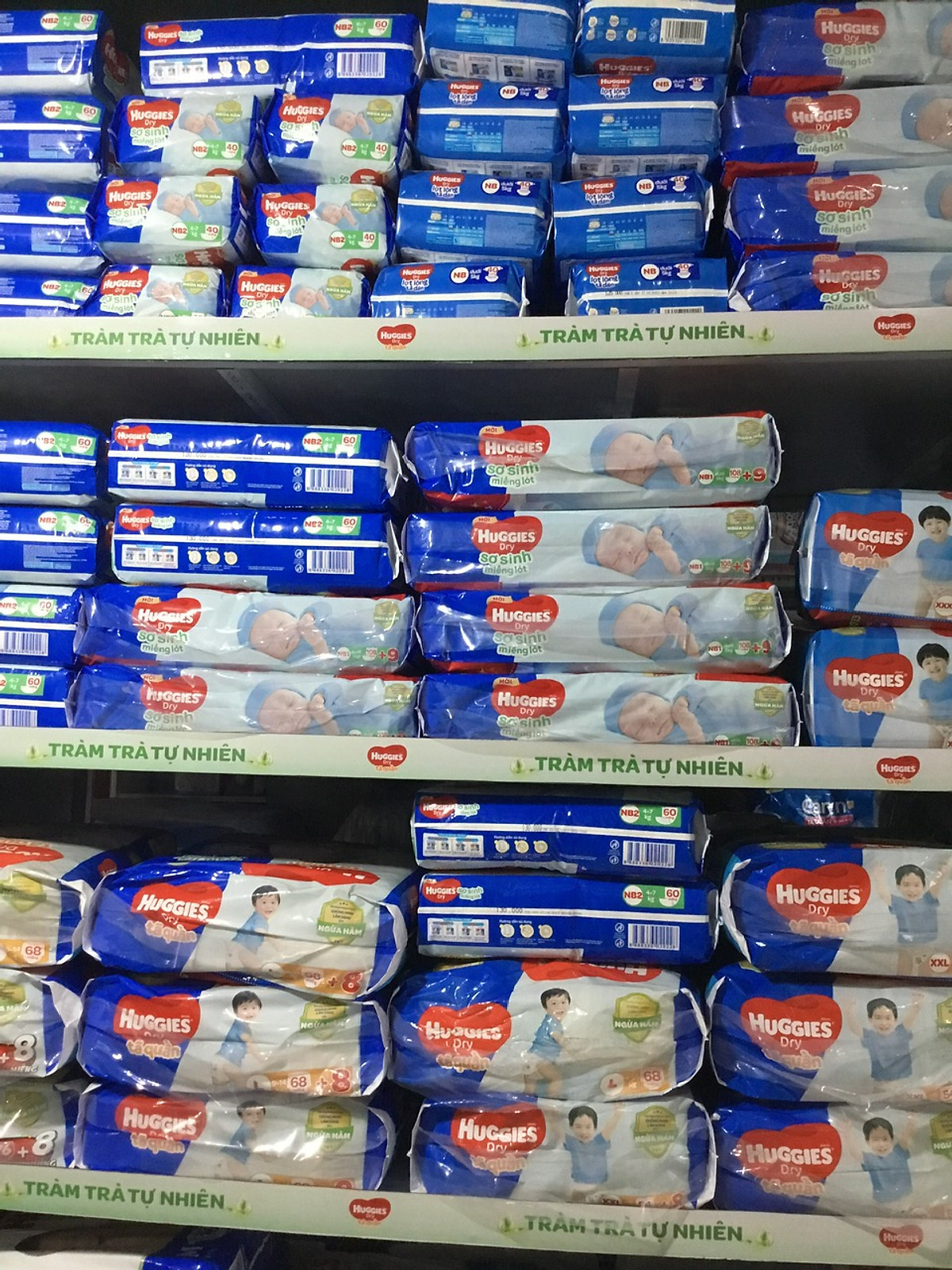- Tã quần Huggies XXXL22 Tràm trà tự nhiên, ngừa hăm - Cho bé trên 17kg - Tã bỉm quần Huggies trẻ em