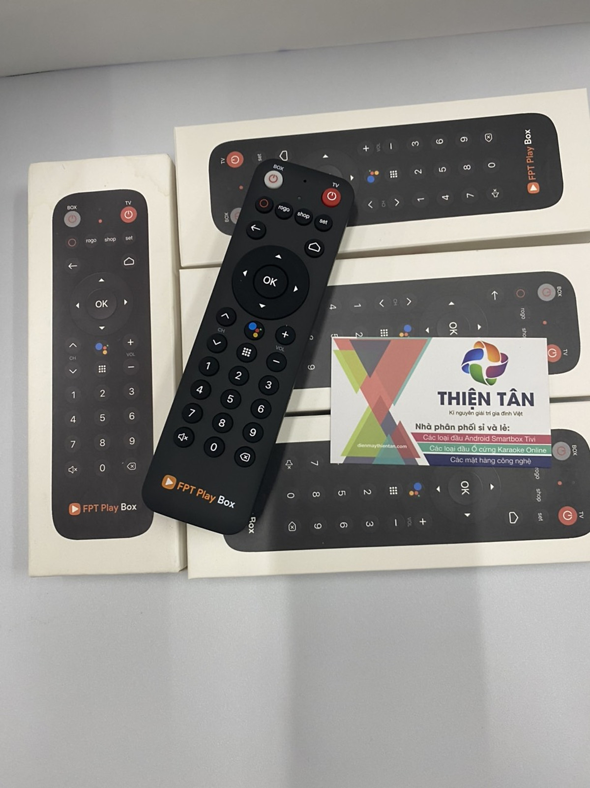 Remote Bluetooth FPT Box - Điều Khiển Tìm Kiếm Bằng Giọng Nói - Hàng Chính Hãng
