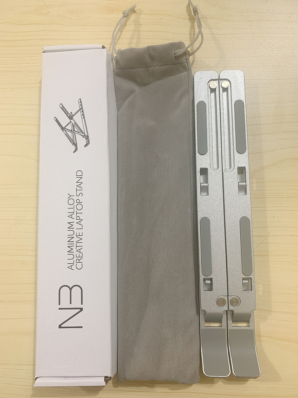 Giá Đỡ Laptop Nhôm Gấp Gọn, Laptop Stand Dùng Cho Máy Từ 11~17 inch, Có Thể Điều Chỉnh Nhiều Mức Độ Cao, Chất Liệu Hợp Kim Nhôm Cao Cấp