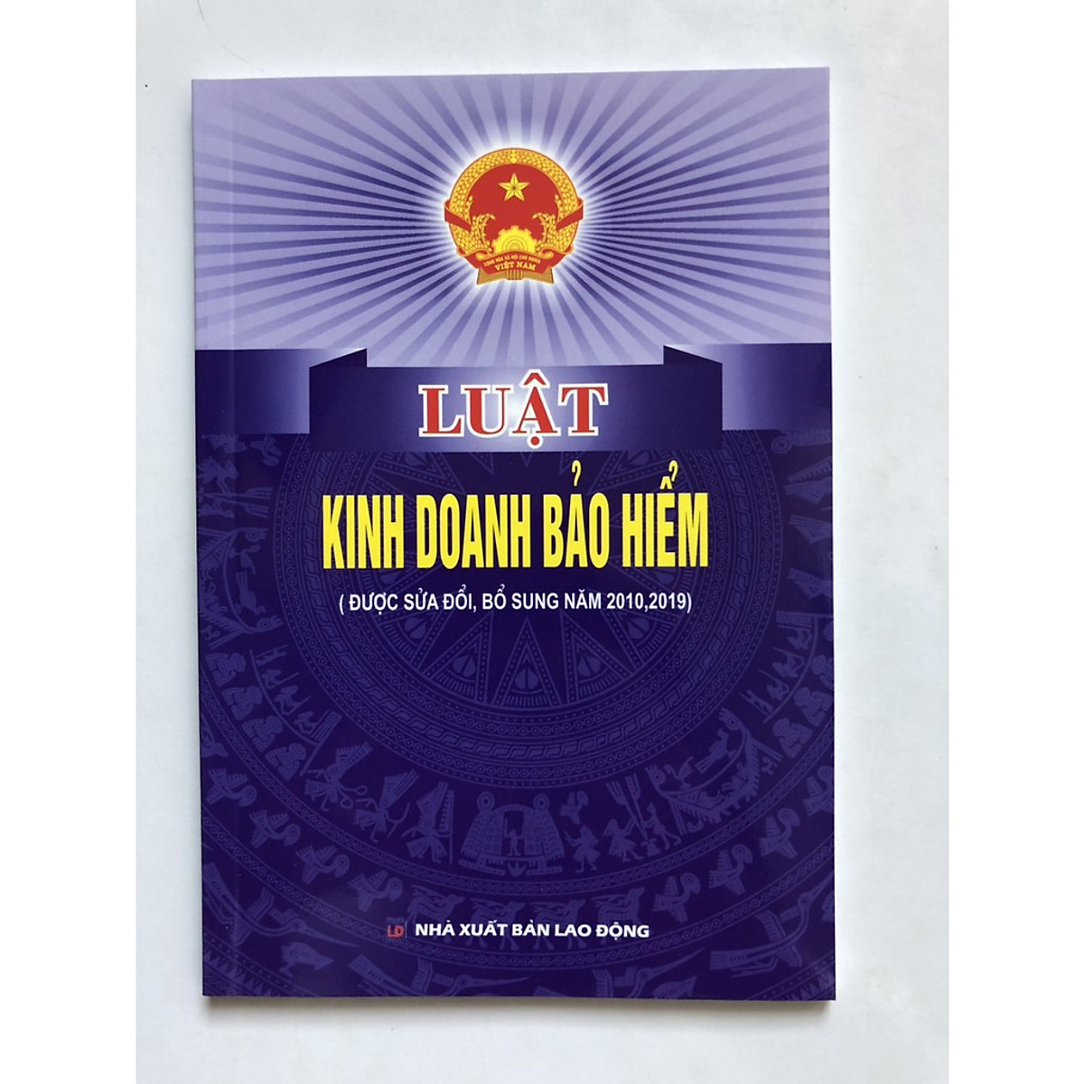 Sách luật kinh doanh bảo hiểm - tái bản năm 2019