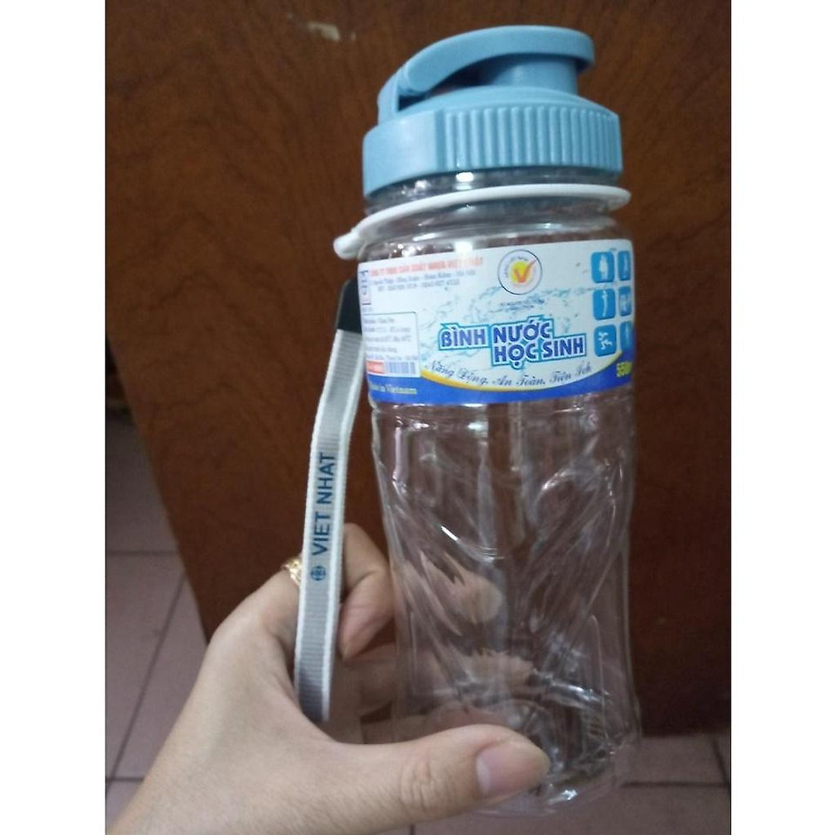 Bình nước học sinh Việt Nhật 550ml750ml900ml Bình nước thể thao quai treo MS008800890096 Sỉ rẻ 01281 Shopee Việt Nam