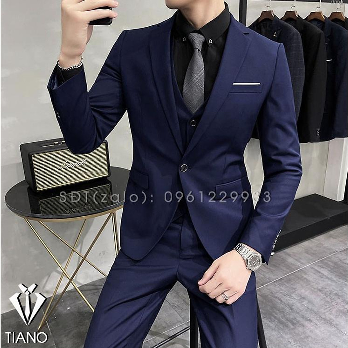 Gợi ý 11 mẫu vest nam trẻ trung phong độ thu hút mọi ánh nhìn 2023   Coolmate