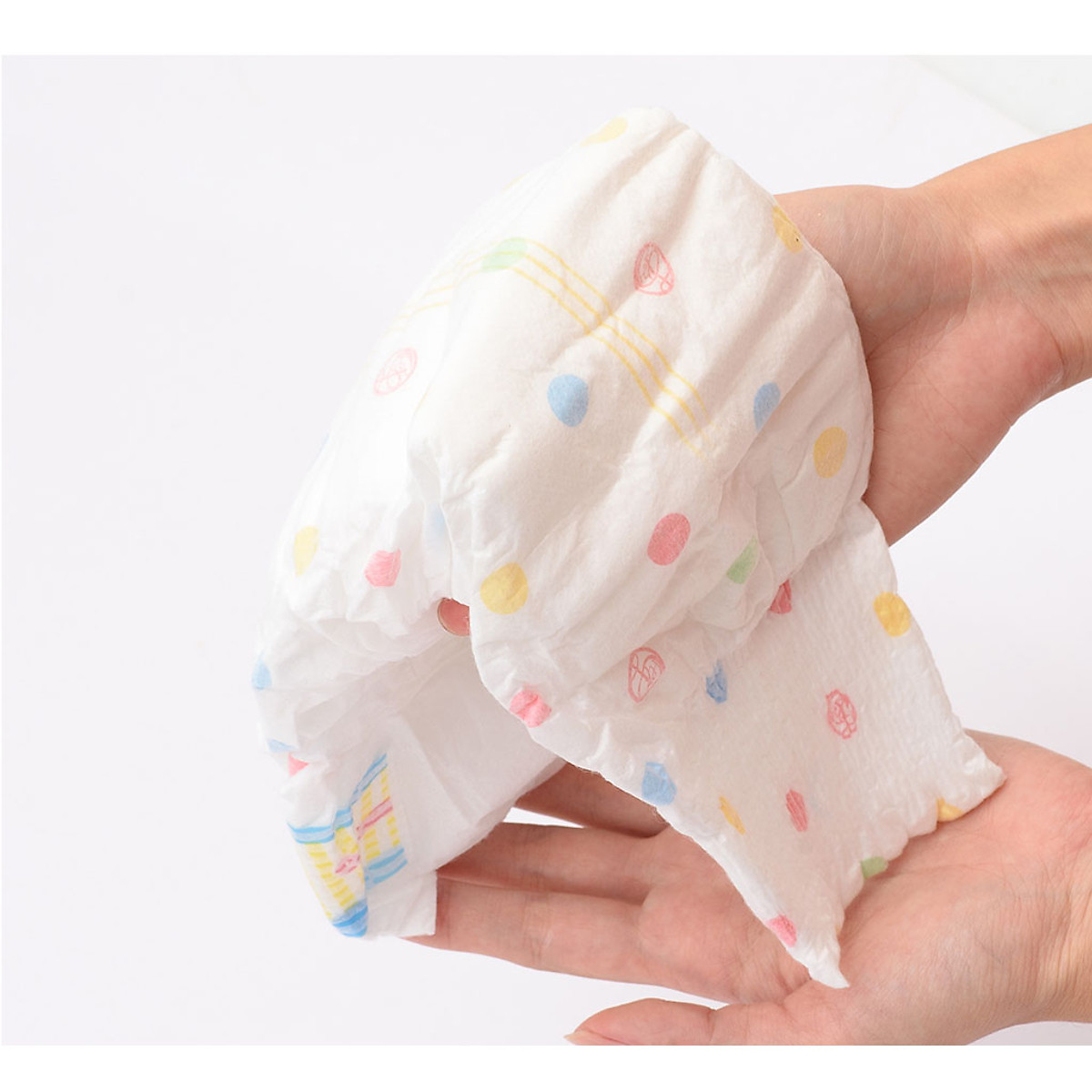 Bỉm - Tã dán Amico size S 82+ 6 miếng (Cho bé 4 - 8 kg)