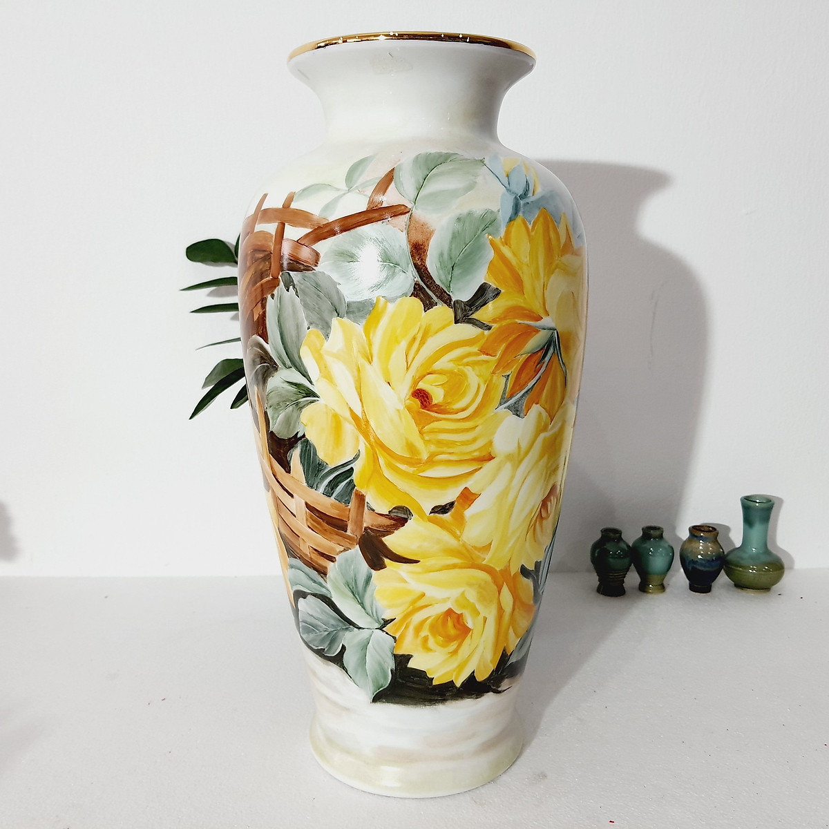 Bình hoa họa tiết vẽ hoa hồng màu vàng H42 - Lọ hoa