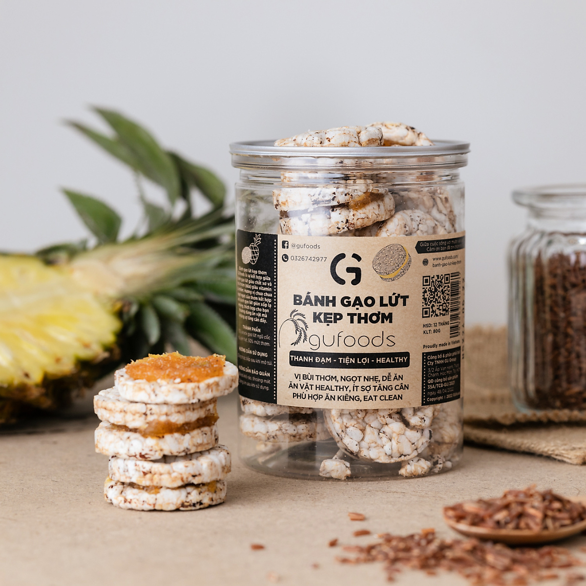 Snack gạo lứt kẹp thơm GUfoods - Chua ngọt thơm ngon, Giàu chất xơ, Ăn vặt Healthy, Eat clean, Thuần chay