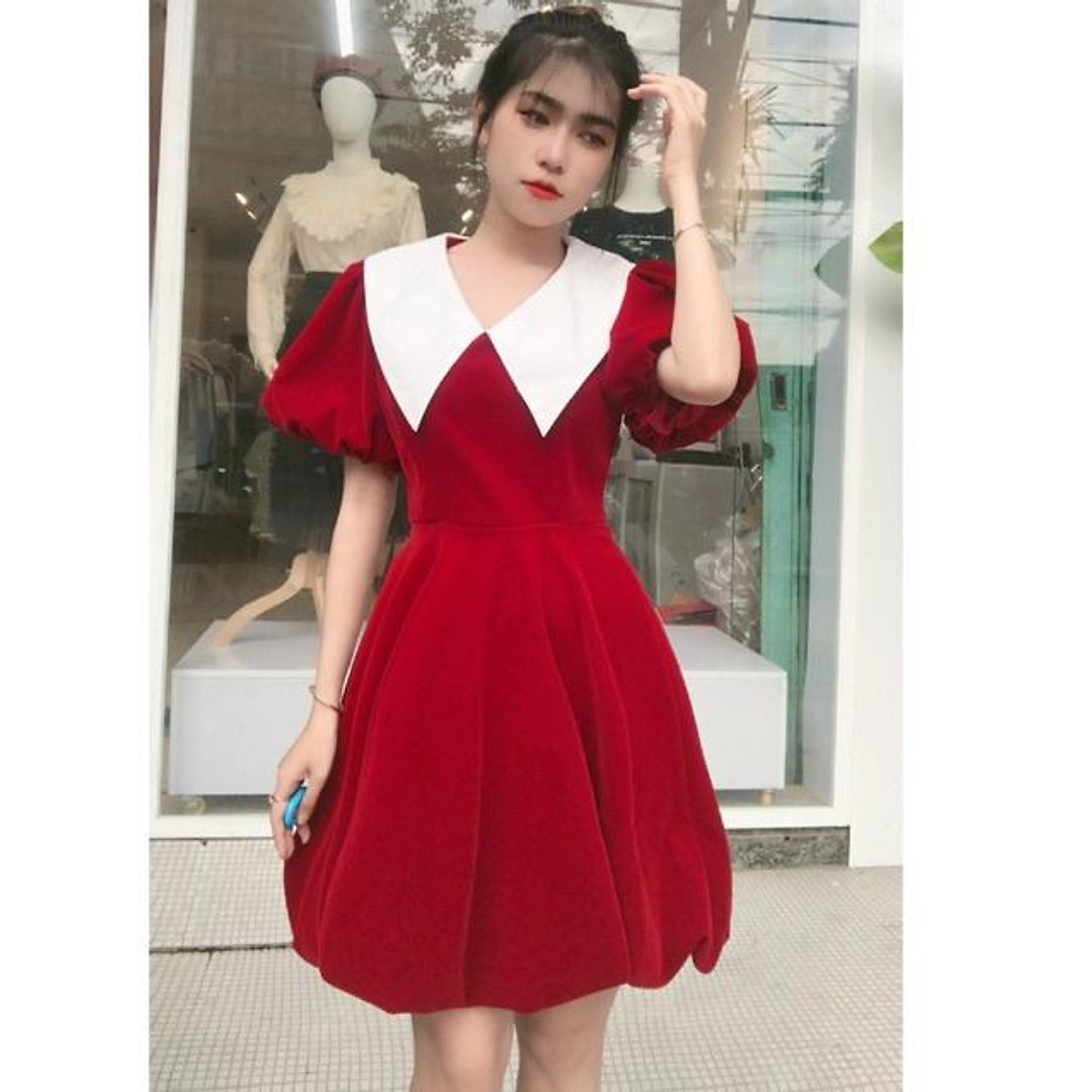 Mách nàng 8 Cách kết hợp váy dạ sát nách cực sành điệu