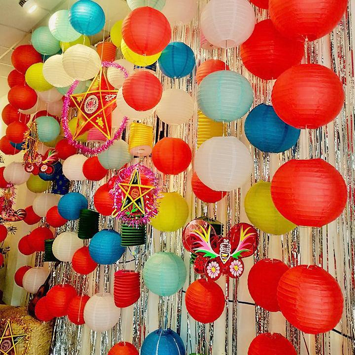 Đèn lồng giấy lụa trang trí ngoài trời decor quán cafe , trà chanh, quán ăn lễ Đèn Lồng Giấy Lụa Trang Trí Ngoài Trời Decor Quán Cafe , Trà Chanh, Quán Ăn Lễ