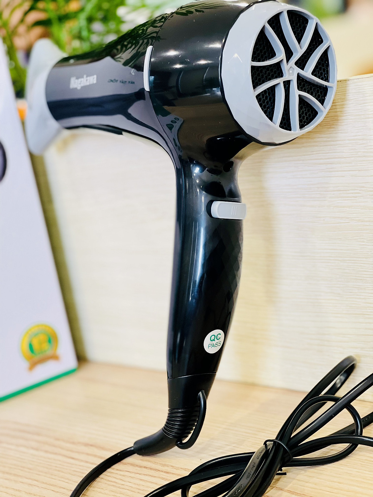 Máy Sấy Tóc Nagakawa NAG1606 (2000W) - Hàng Chính Hãng