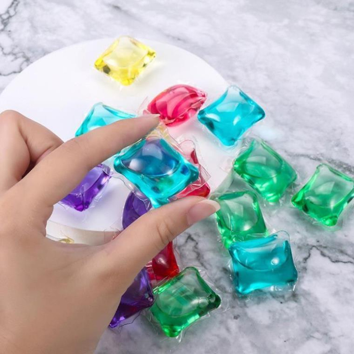 Viên giặt xả quần áo thơm, viên xả vải nội địa trung 3 trong 1
